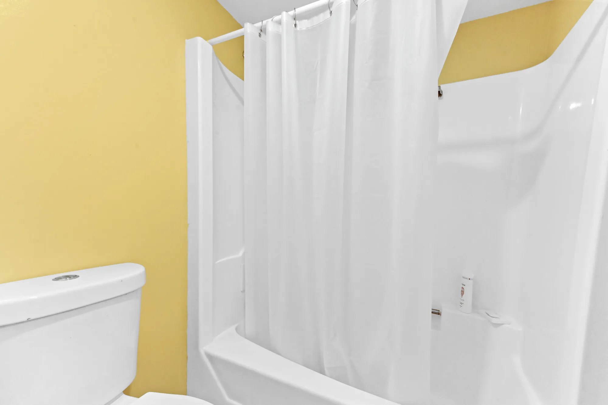 Property Slideshow image 12 of 26 | 198 lake frances dr, West Palm Beach, FL, 33411