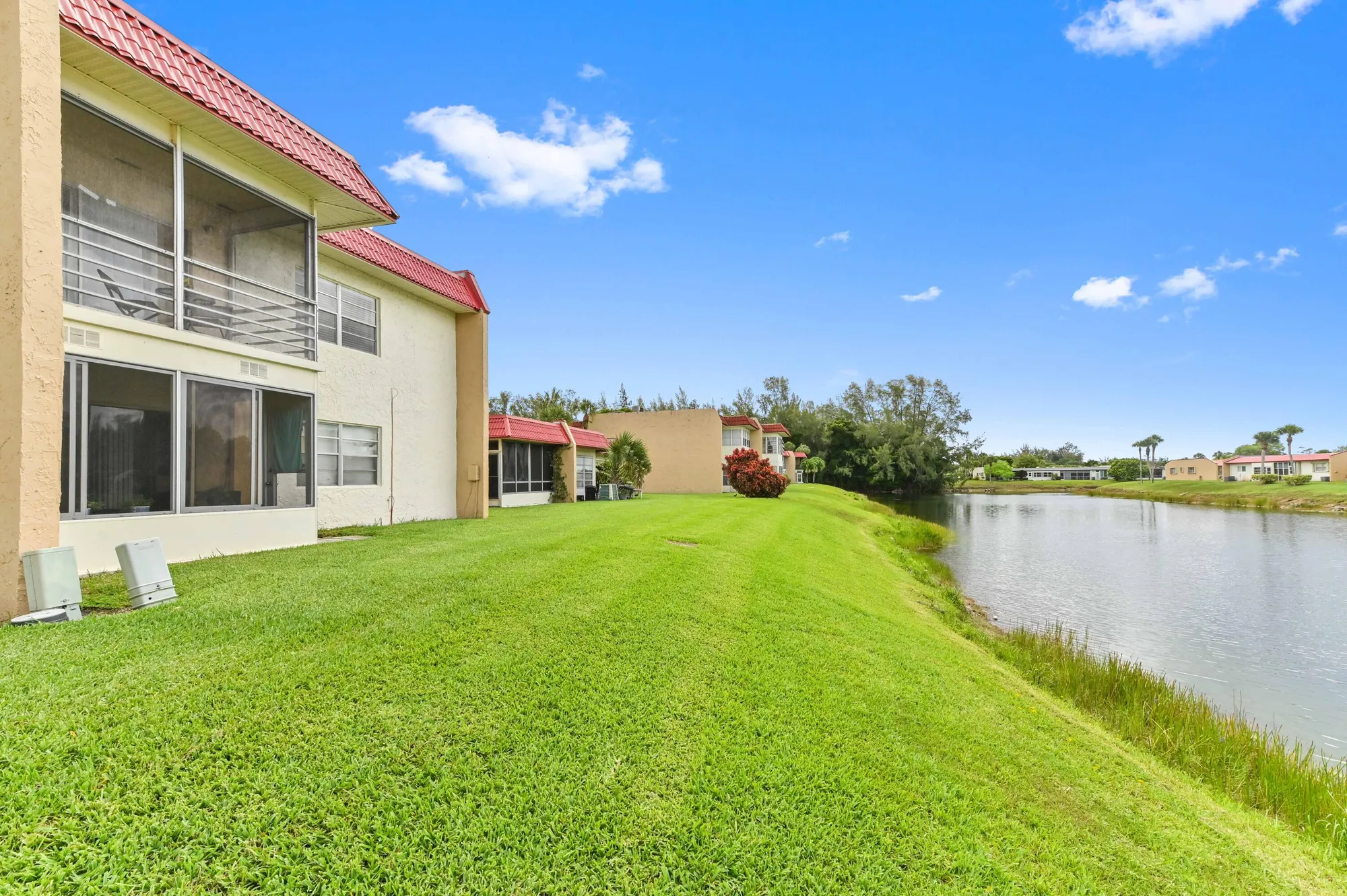 Property Slideshow image 21 of 26 | 198 lake frances dr, West Palm Beach, FL, 33411