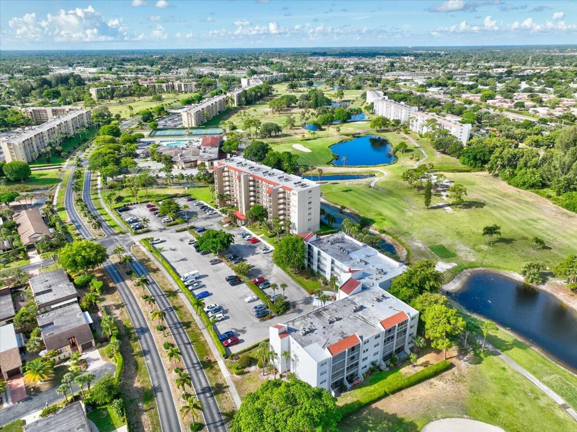 Property Slideshow image 39 of 44 | 3465 via poinciana 103, Lake Worth, FL, 33467