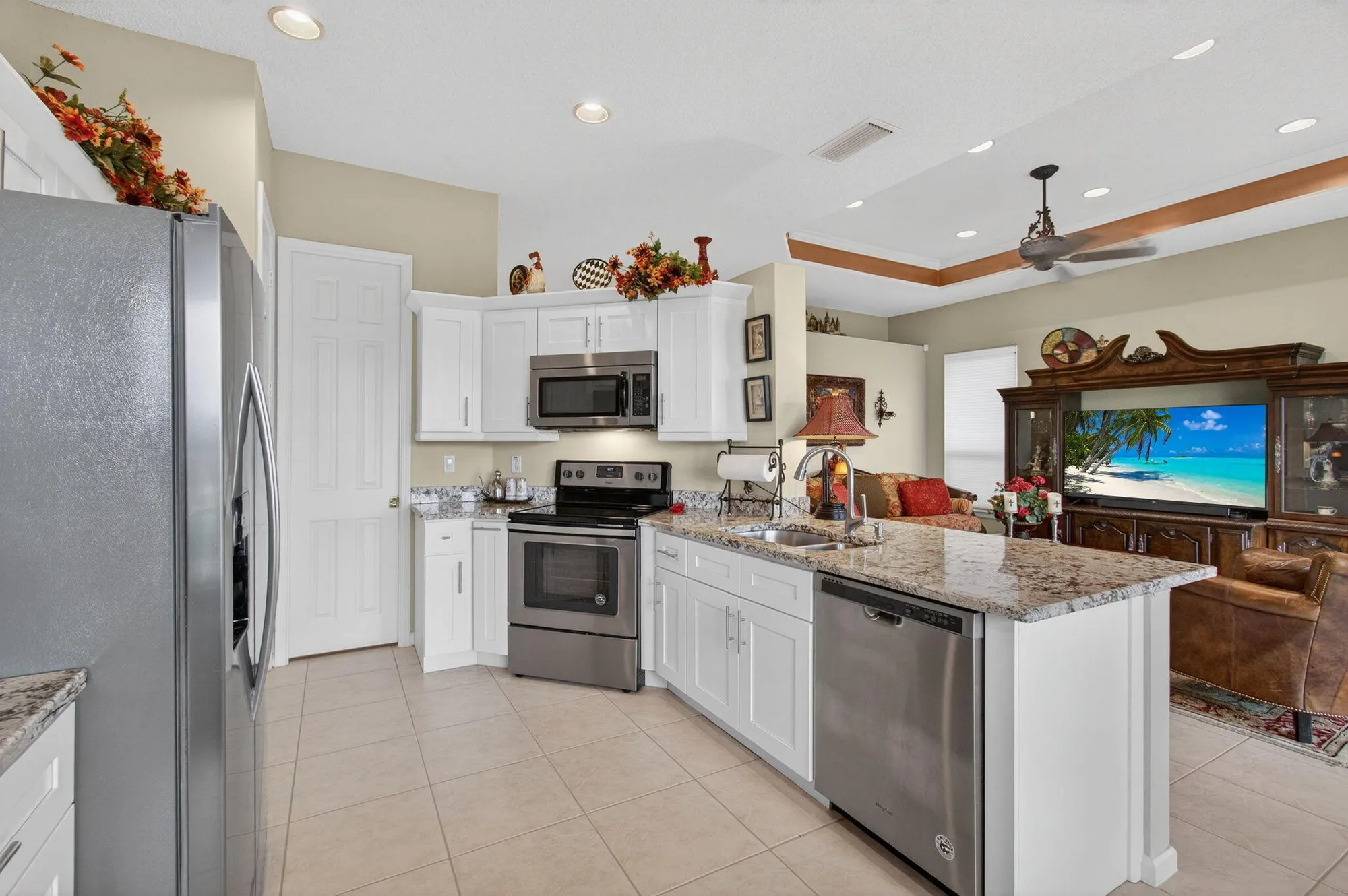 Property Slideshow image 16 of 102 | 7043 southport dr, Boynton Beach, FL, 33472