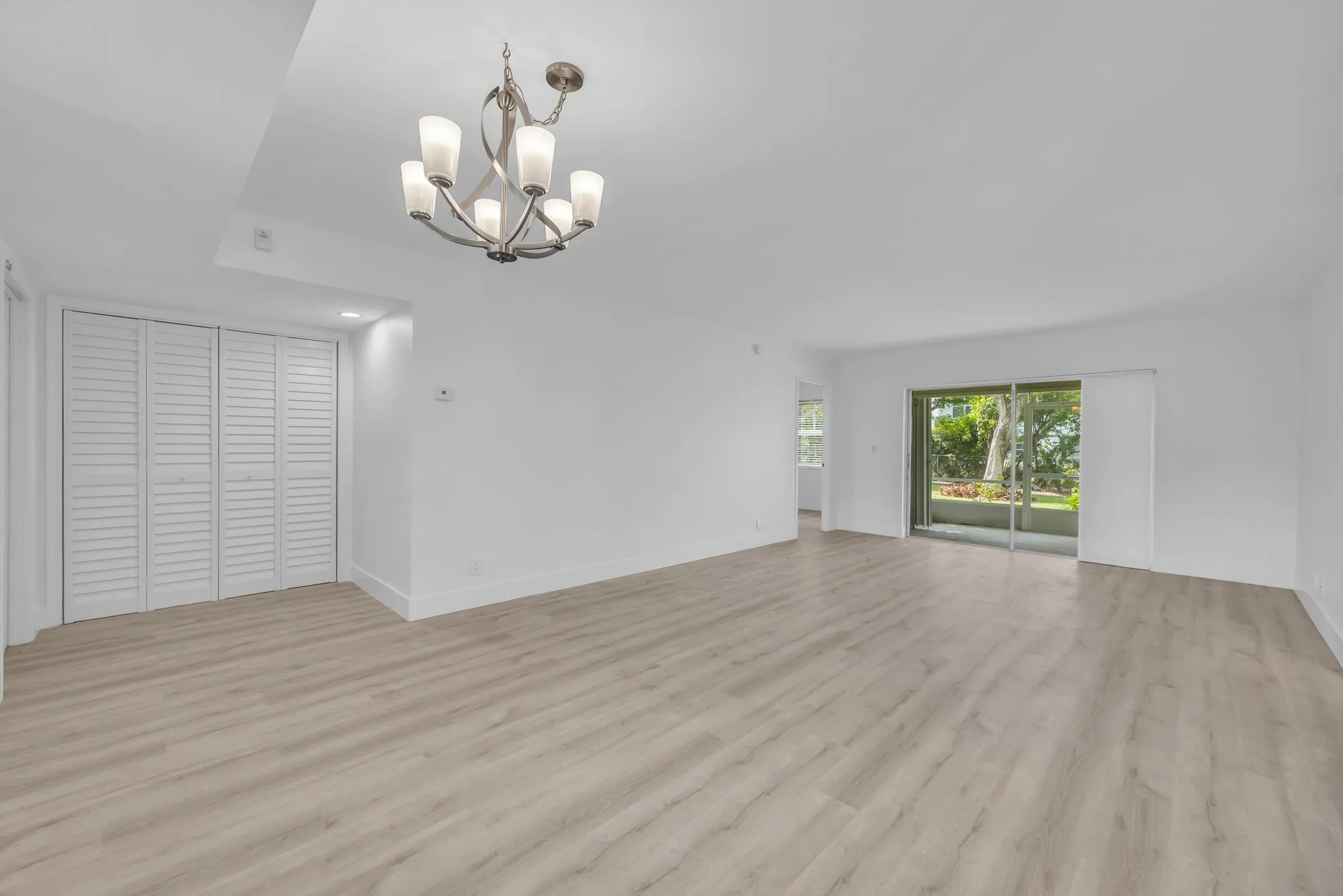 Property Slideshow image 2 of 15 | 1250 sugar sands blvd 110, Riviera Beach, FL, 33404