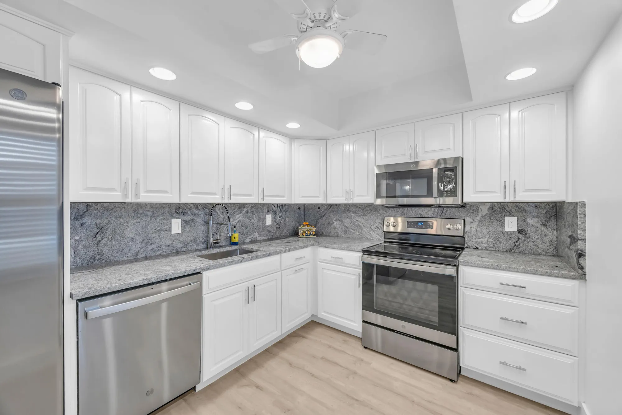 Property Slideshow image 3 of 15 | 1250 sugar sands blvd 110, Riviera Beach, FL, 33404