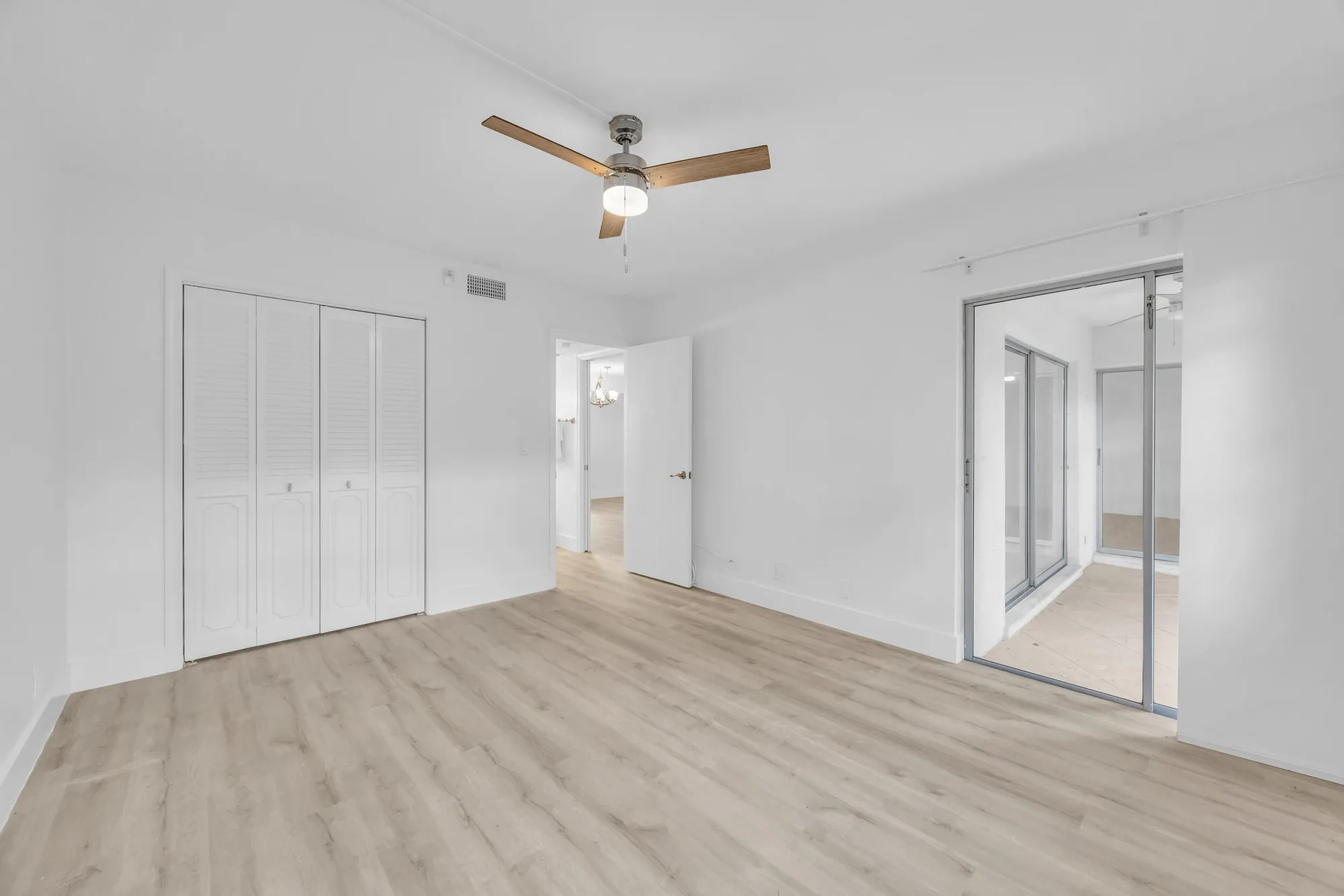 Property Slideshow image 7 of 15 | 1250 sugar sands blvd 110, Riviera Beach, FL, 33404