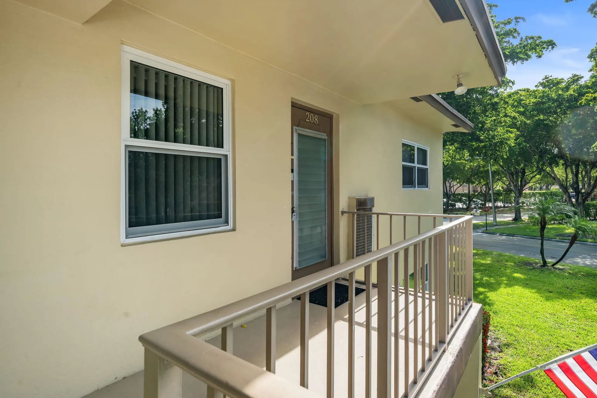 Property Slideshow image 6 of 23 | 7360 nw 1st st 208, Margate, FL, 33063