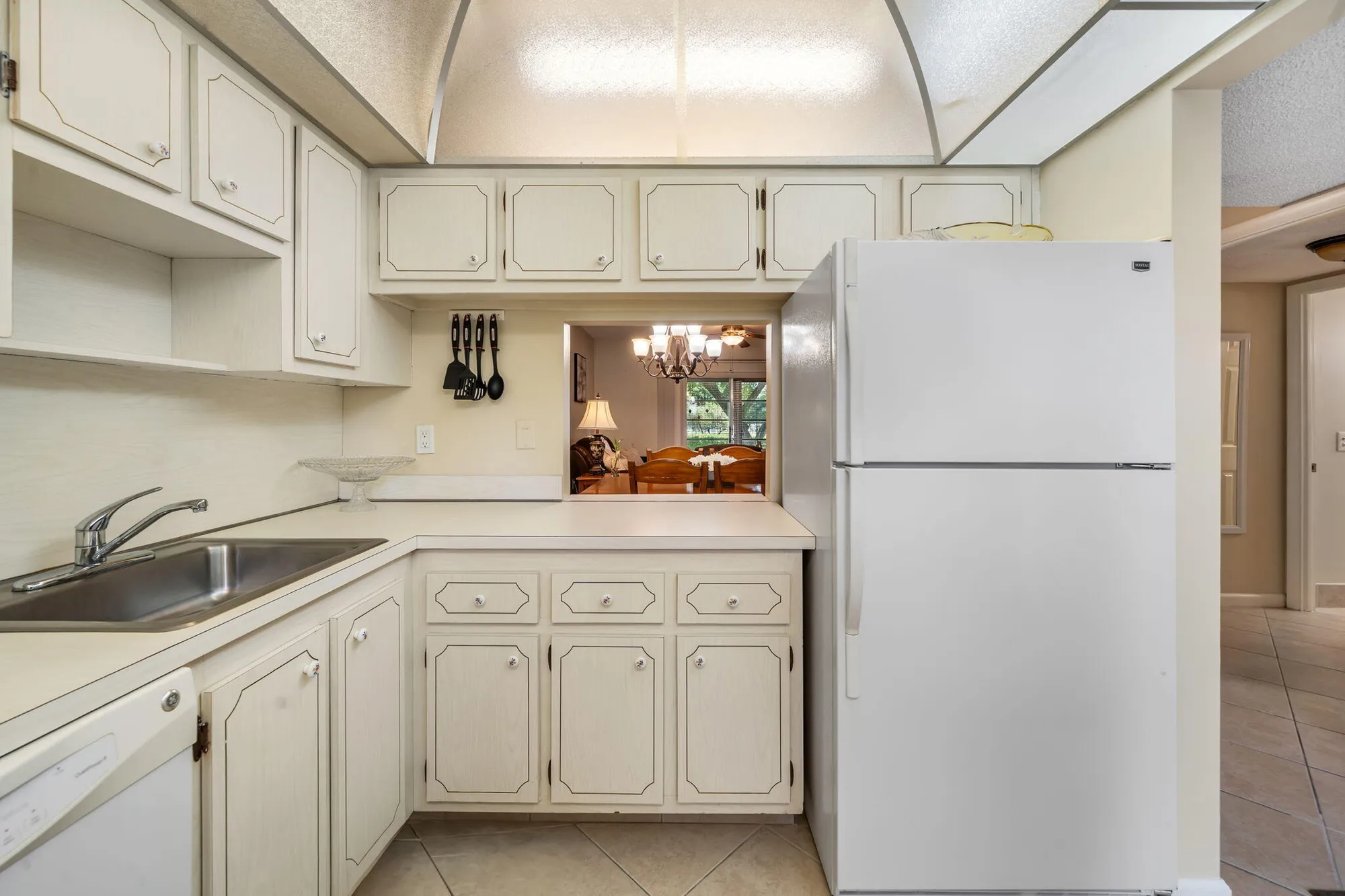 Property Slideshow image 11 of 23 | 7360 nw 1st st 208, Margate, FL, 33063