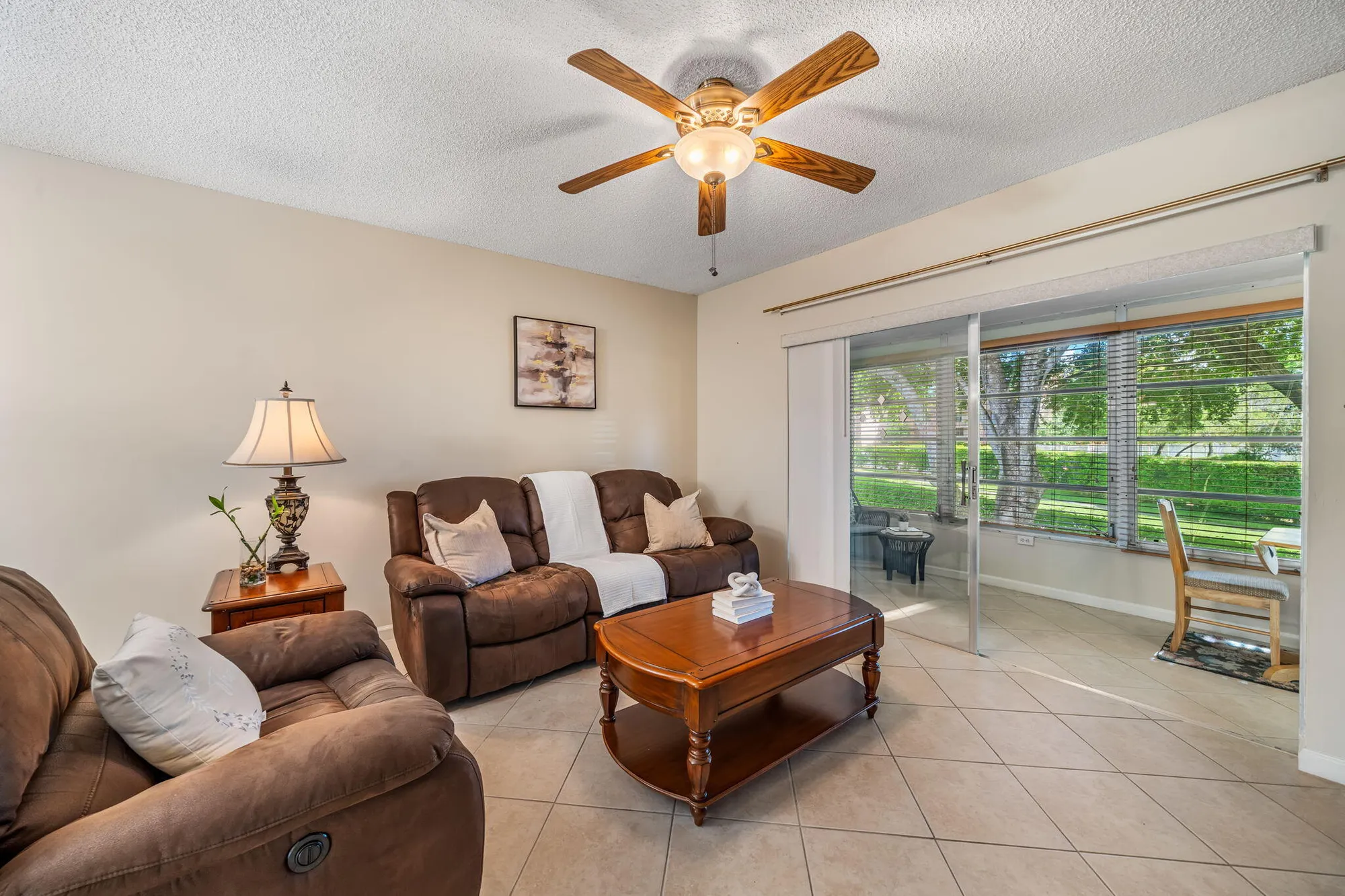 Property Slideshow image 14 of 23 | 7360 nw 1st st 208, Margate, FL, 33063