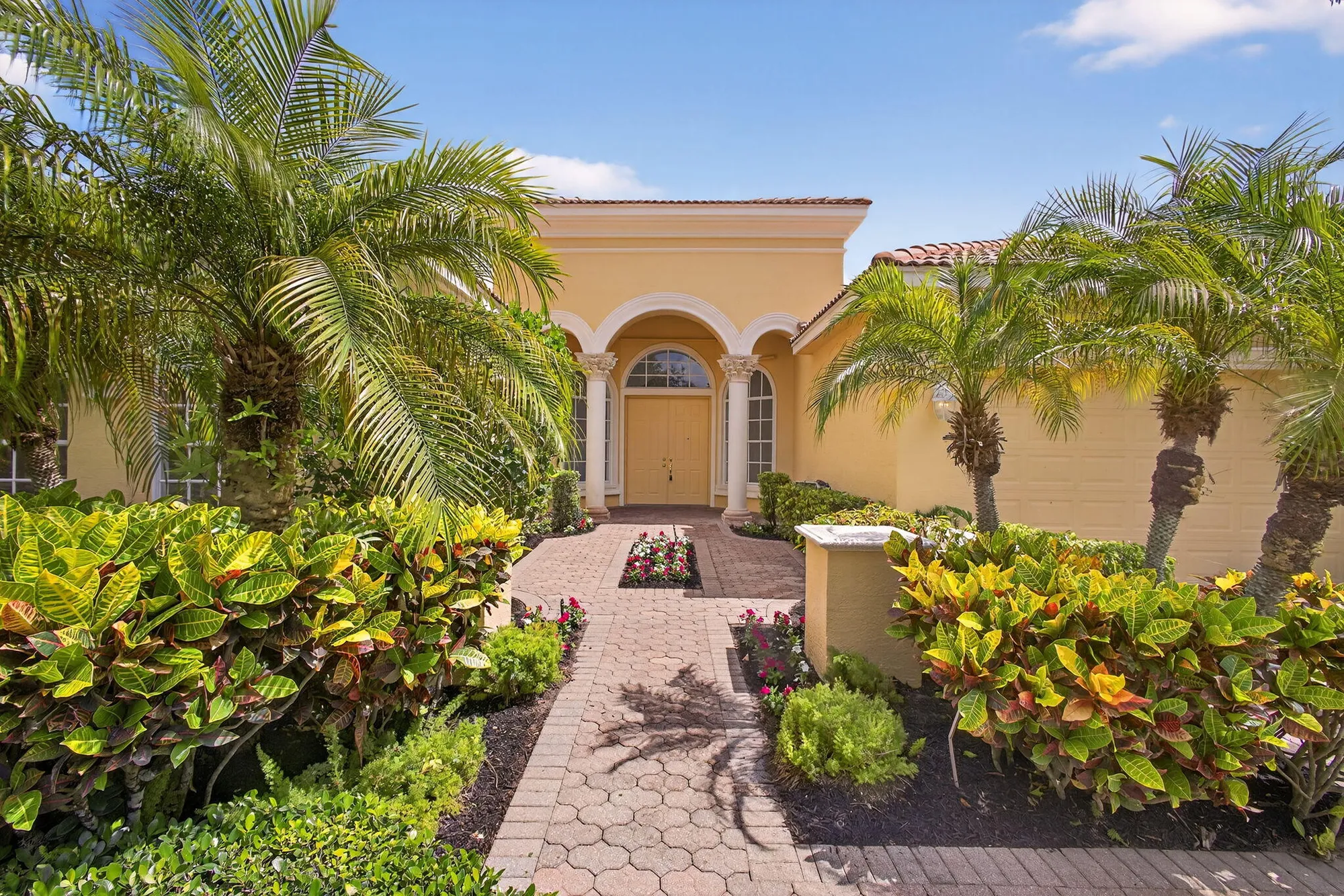 Property Slideshow image 5 of 97 | 8873 via brilliante, Wellington, FL, 33411