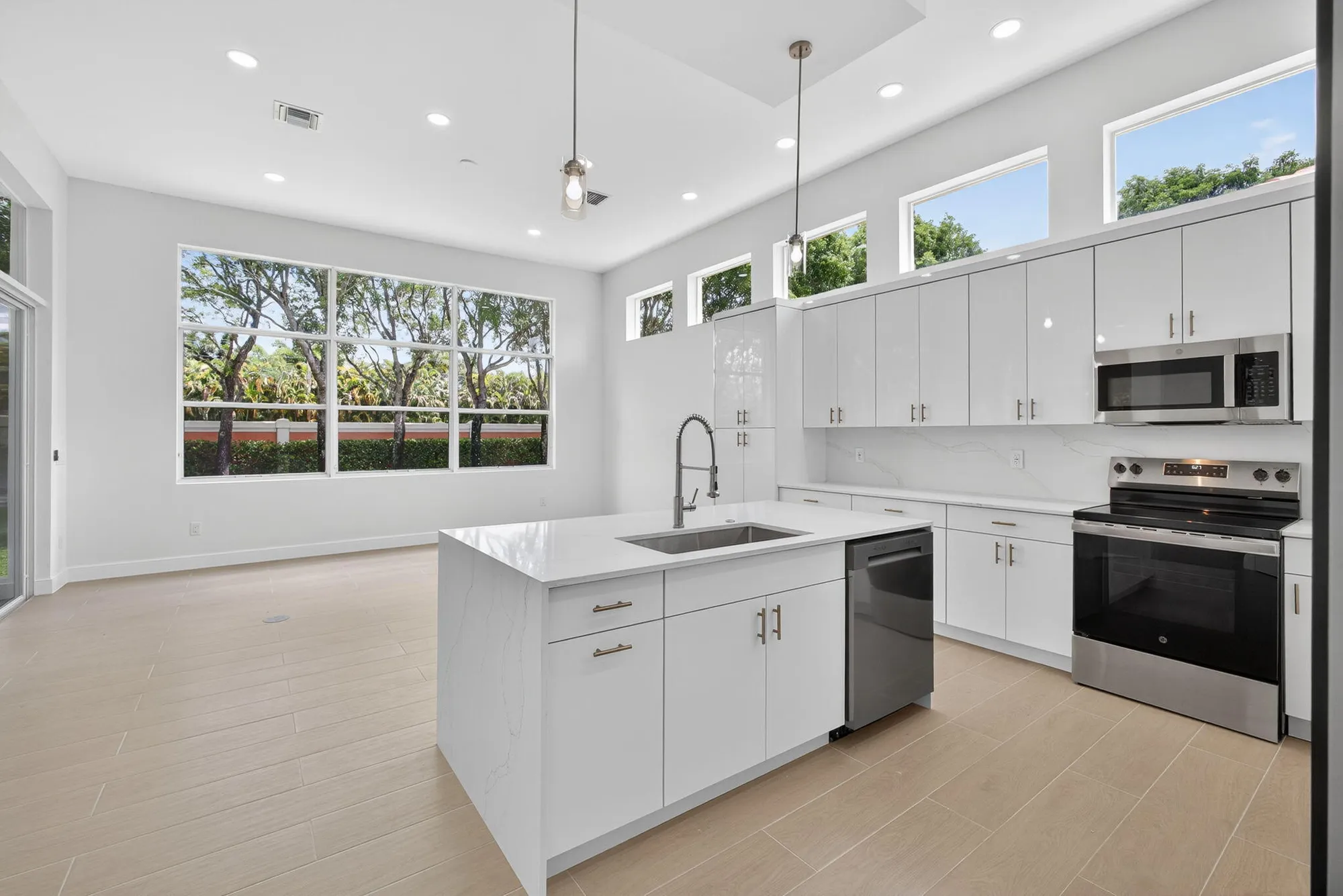 Property Slideshow image 17 of 97 | 8873 via brilliante, Wellington, FL, 33411