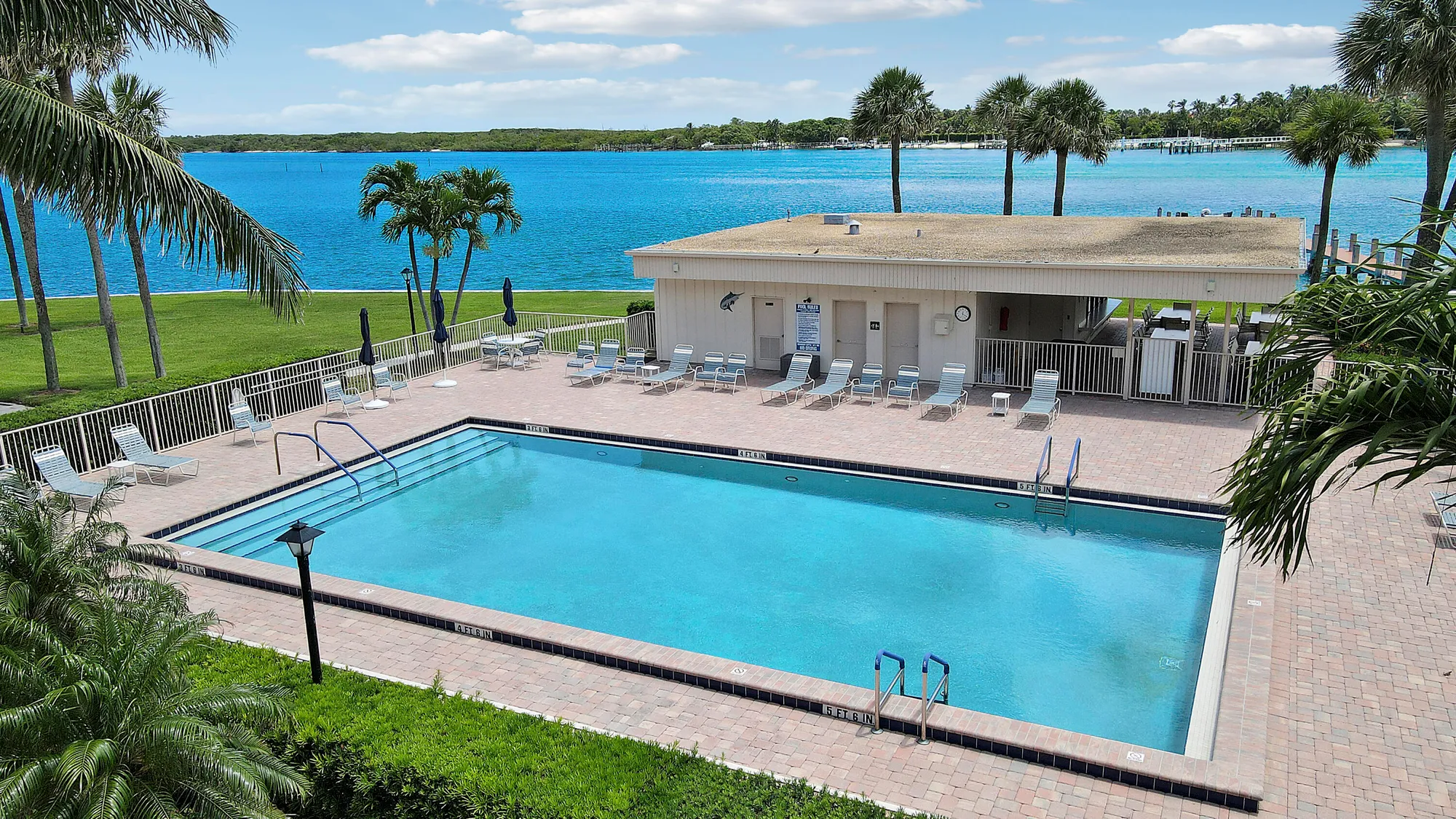 Property Slideshow image 25 of 28 | 300 intracoastal pl 204, Jupiter, FL, 33469