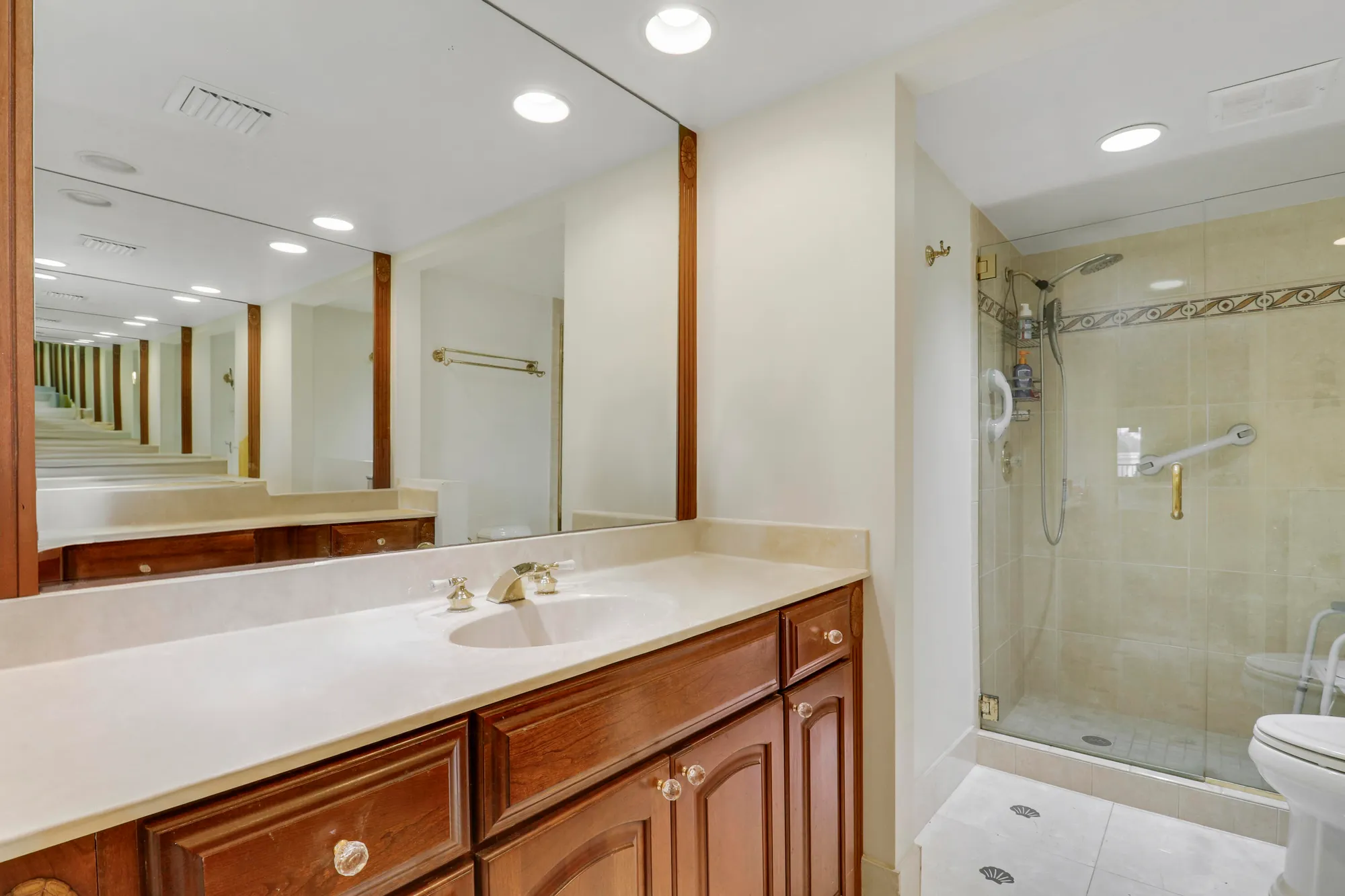 Property Slideshow image 19 of 28 | 300 intracoastal pl 204, Jupiter, FL, 33469