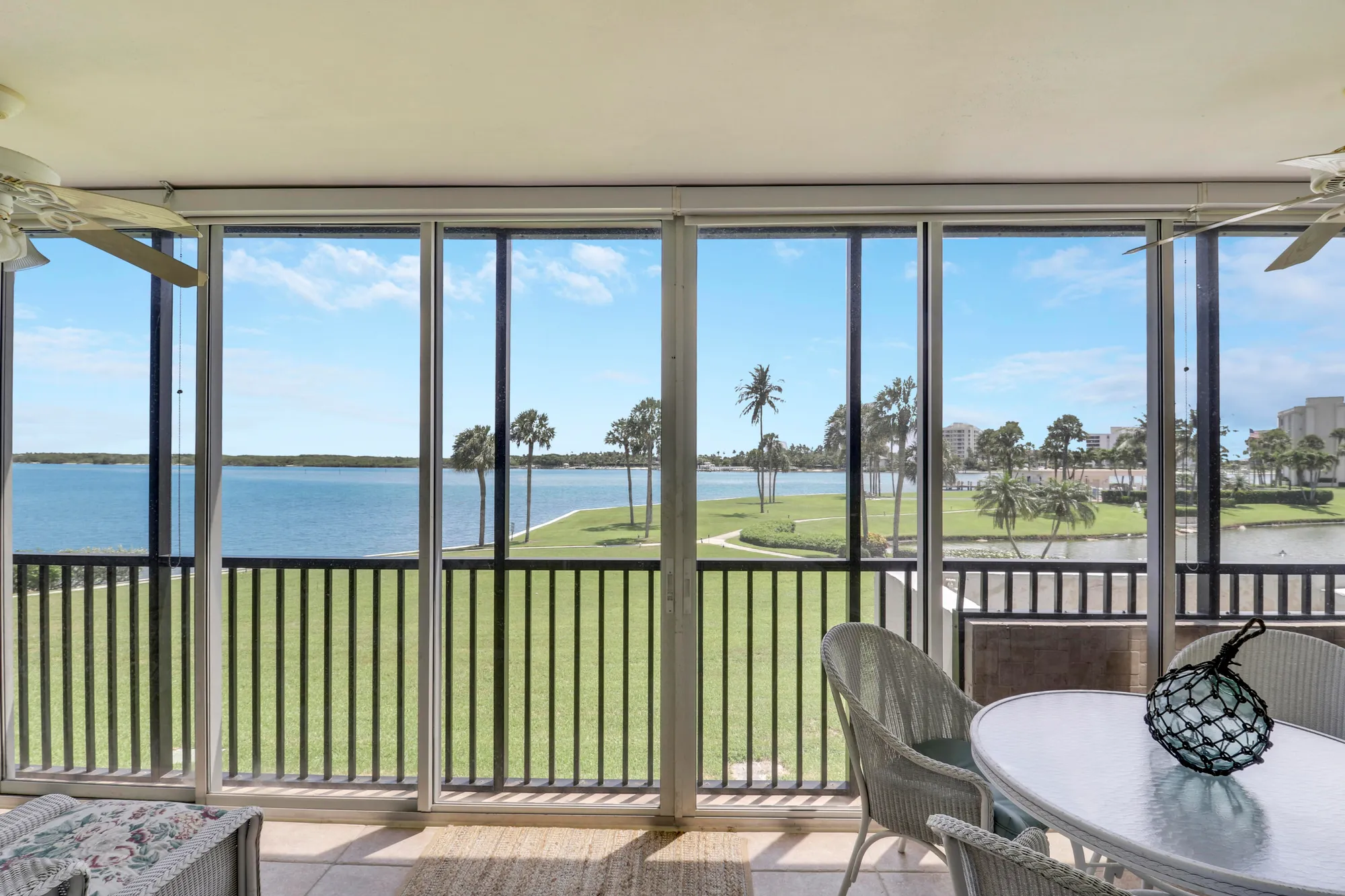 Property Slideshow image 18 of 28 | 300 intracoastal pl 204, Jupiter, FL, 33469