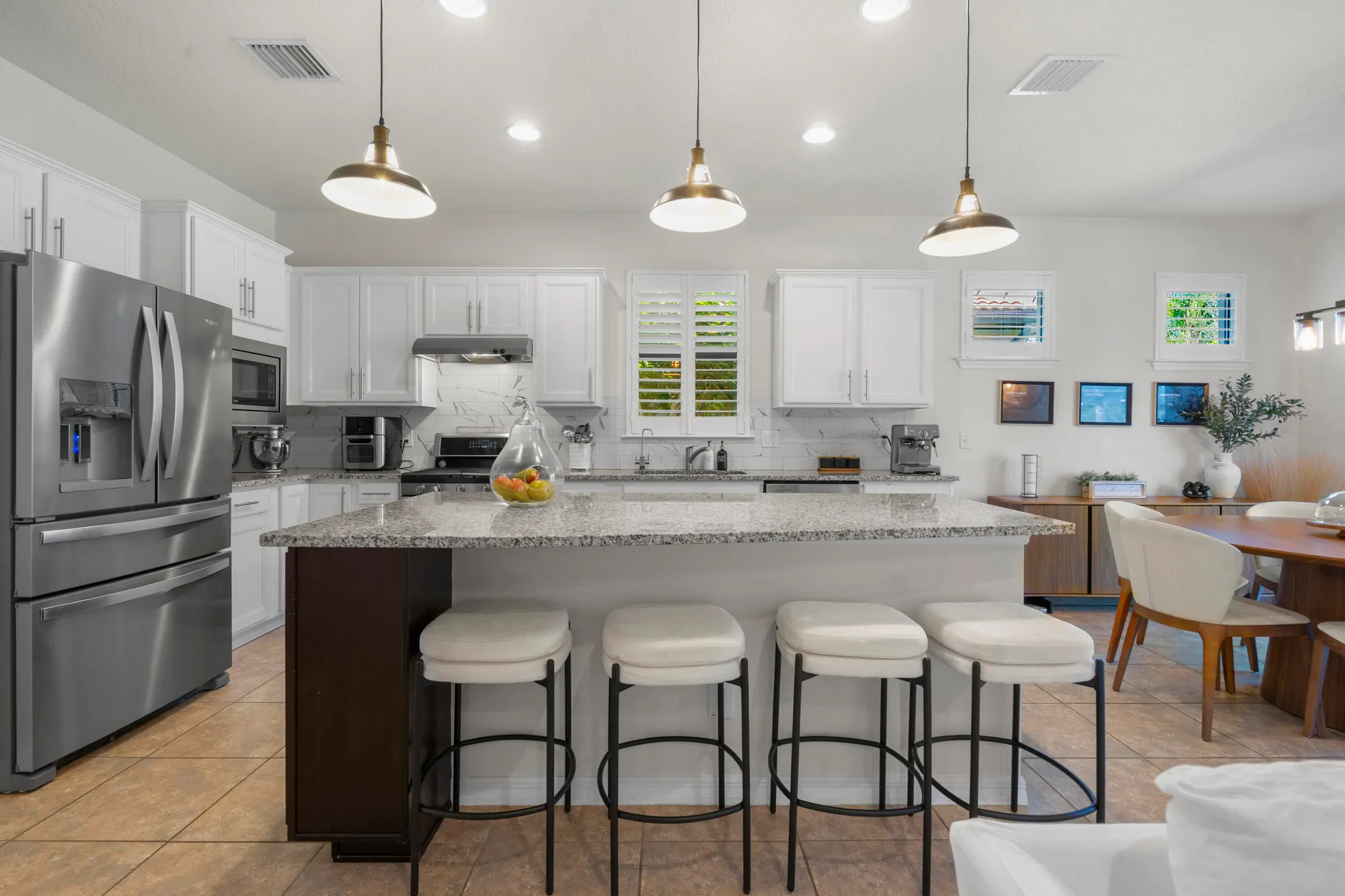 Property Slideshow image 8 of 48 | 560 se monet dr, Port Saint Lucie, FL, 34984