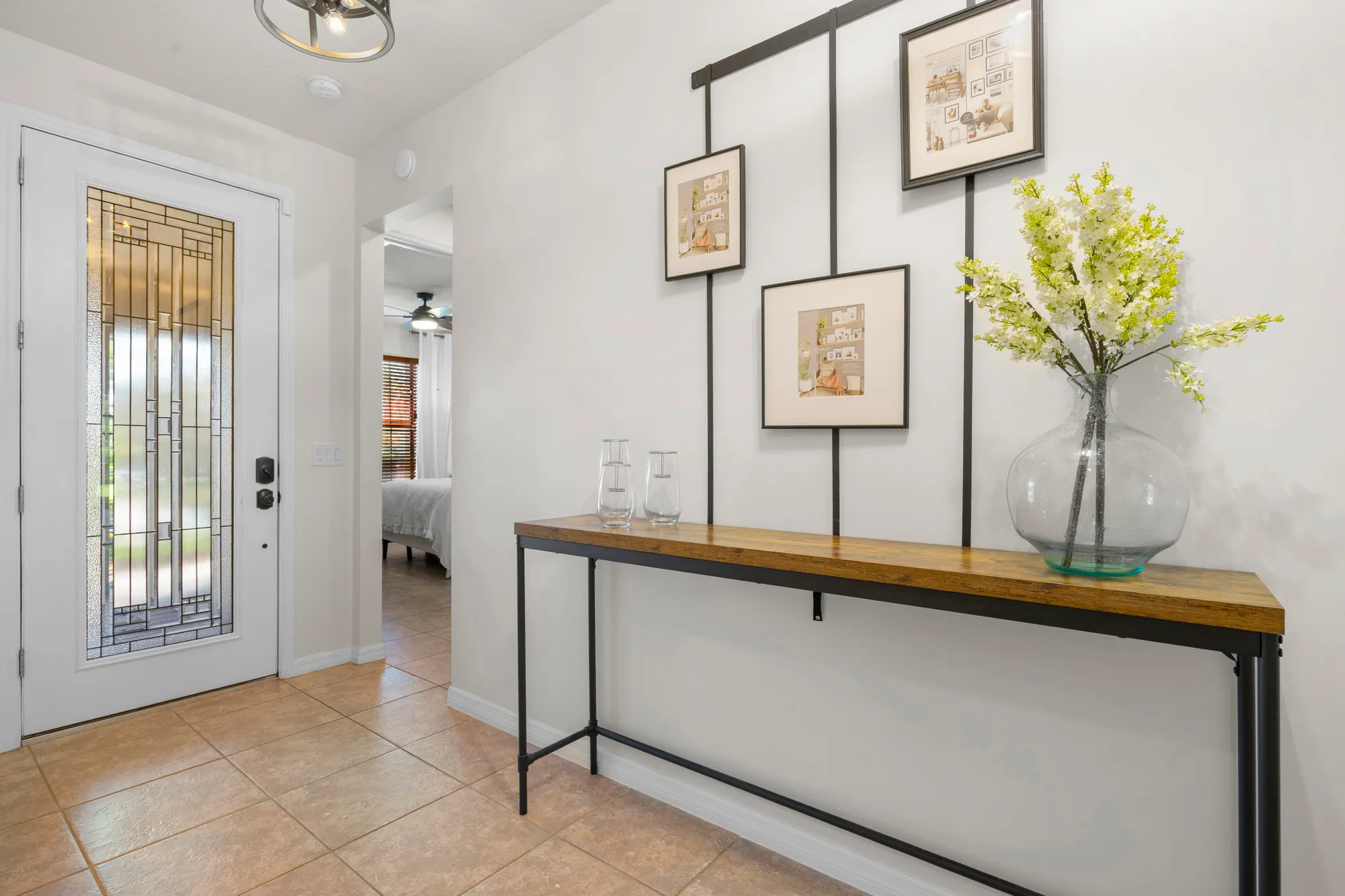 Property Slideshow image 6 of 48 | 560 se monet dr, Port Saint Lucie, FL, 34984