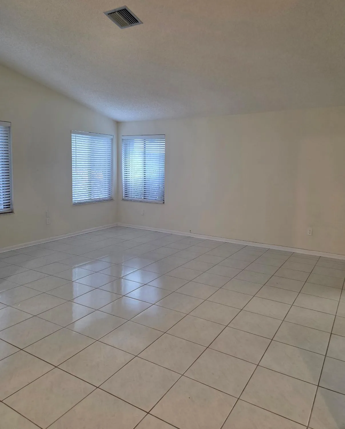 Property Slideshow image 10 of 19 | 1305 nw 29th ave d, Delray Beach, FL, 33445