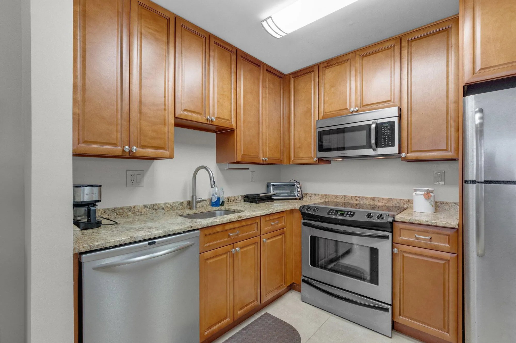 Property Slideshow image 16 of 47 | 392 monaco i # 392, Delray Beach, FL, 33446