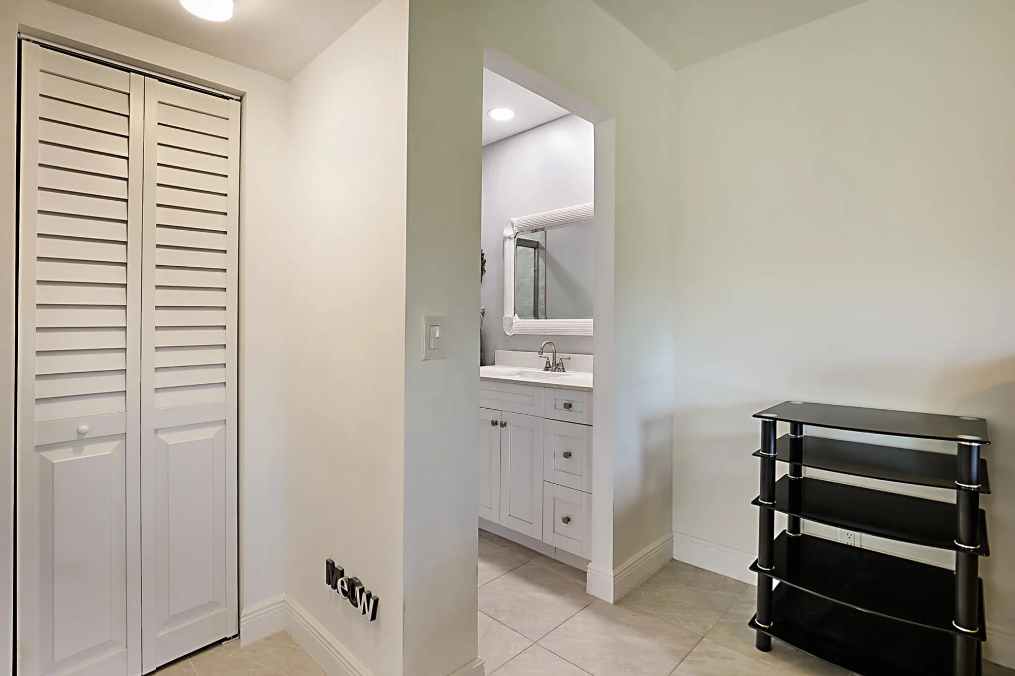 Property Slideshow image 17 of 36 | 352 covered bridge blvd a, Lake Worth, FL, 33467