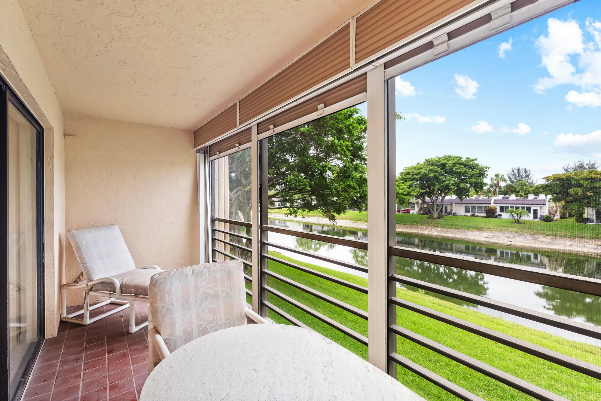 Property Slideshow image 1 of 22 | 150 lake nancy ln 223, West Palm Beach, FL, 33411
