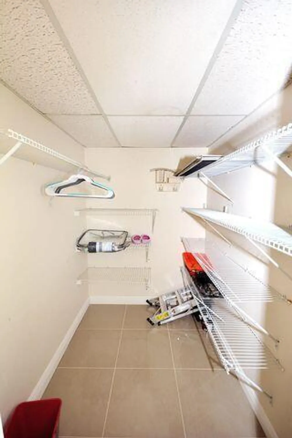 Property Slideshow image 5 of 10 | 3400 springdale blvd apt 316, Palm Springs, FL, 33461