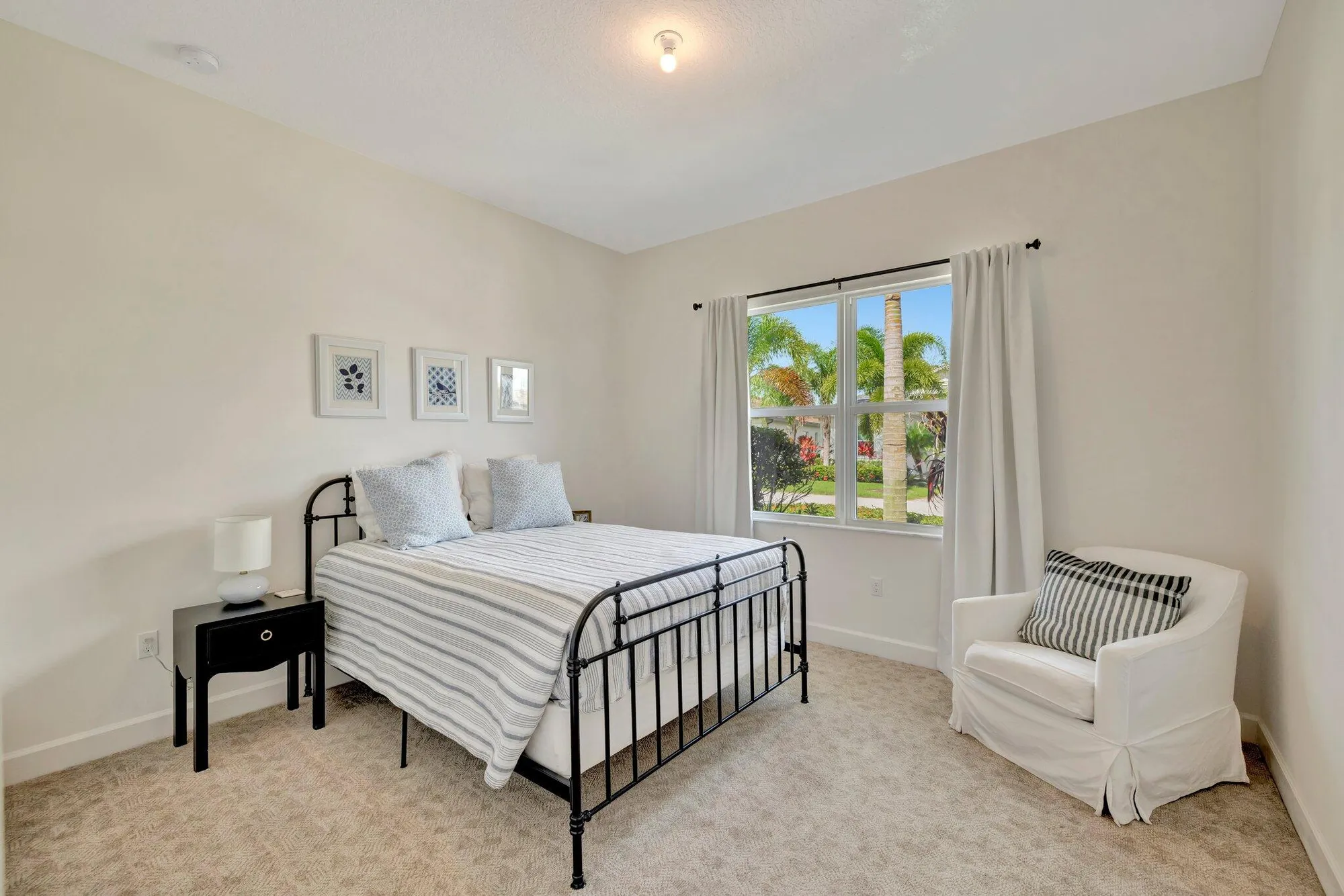 Property Slideshow image 23 of 69 | 11050 sw ivory springs ln, Port Saint Lucie, FL, 34987