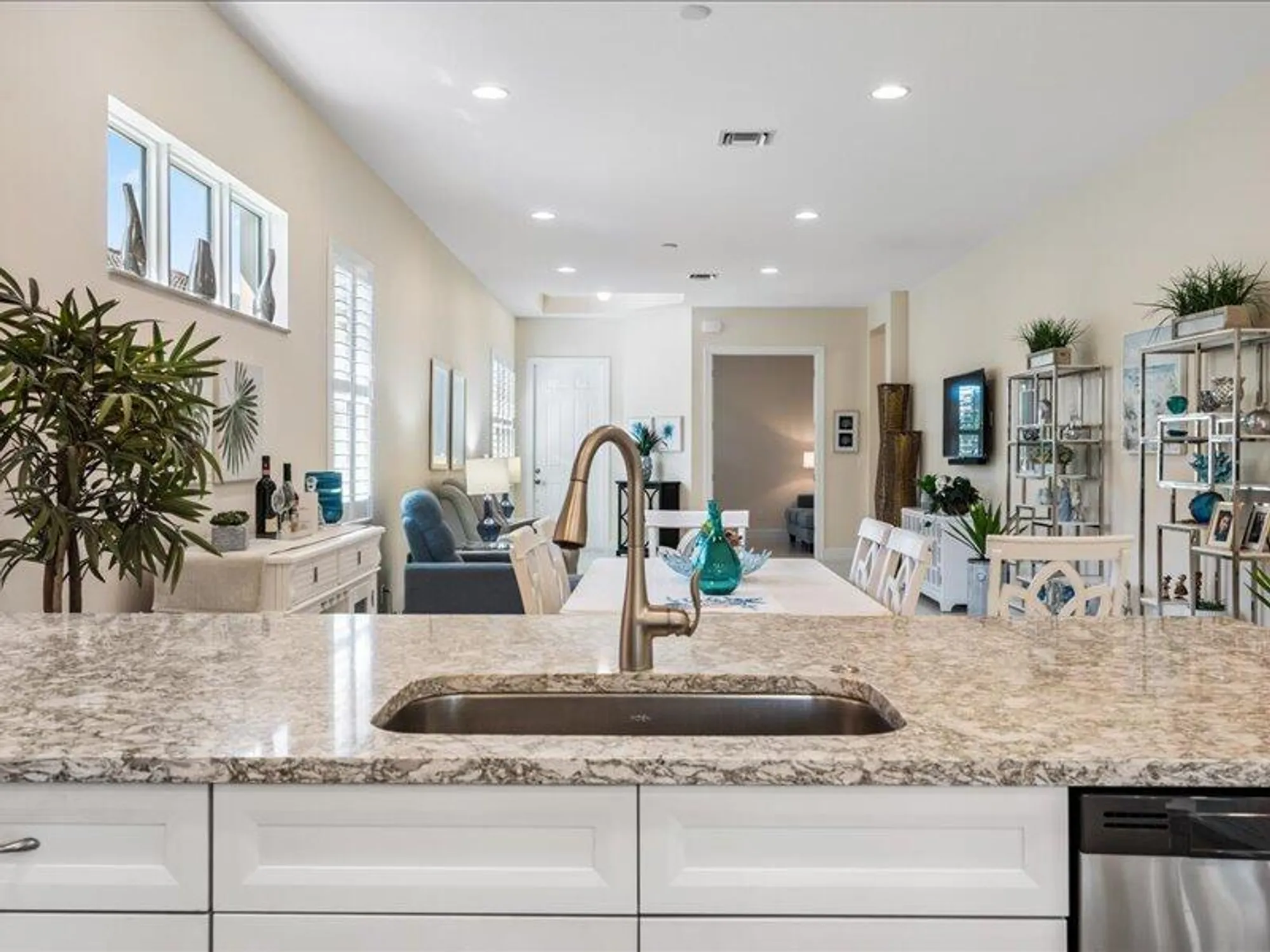 Property Slideshow image 21 of 48 | 11359 sw visconti way, Port Saint Lucie, FL, 34986