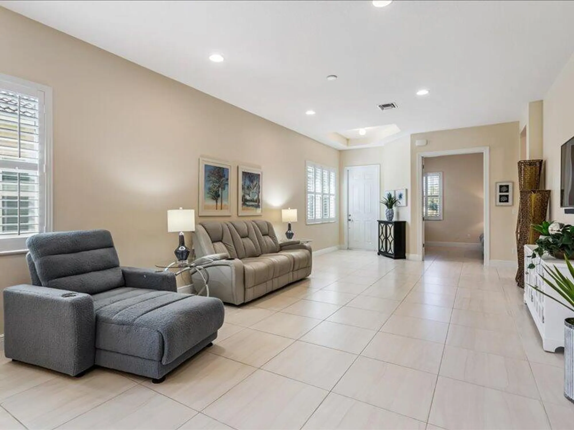 Property Slideshow image 11 of 48 | 11359 sw visconti way, Port Saint Lucie, FL, 34986