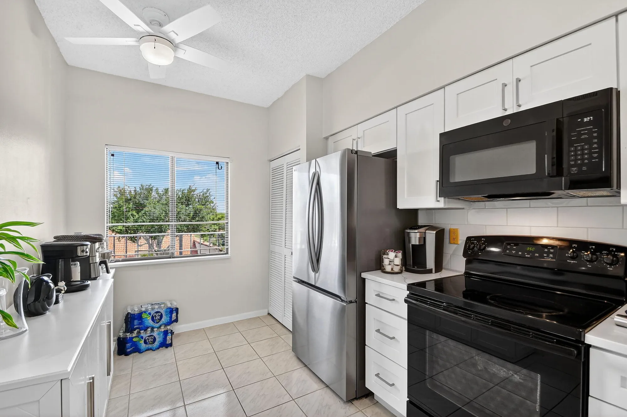 Property Slideshow image 11 of 104 | 6193 pointe regal cir 402, Delray Beach, FL, 33484