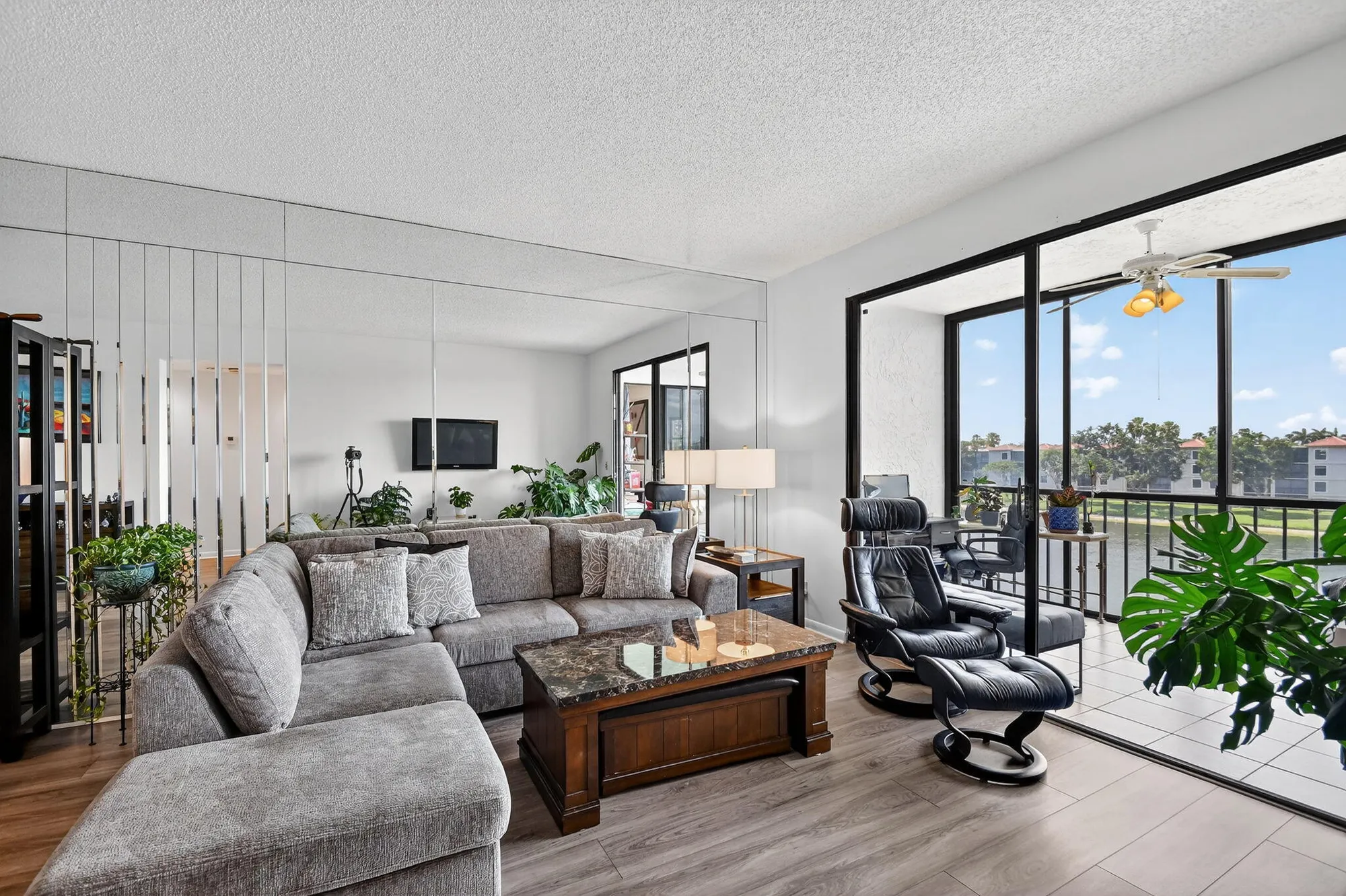 Property Slideshow image 16 of 104 | 6193 pointe regal cir 402, Delray Beach, FL, 33484