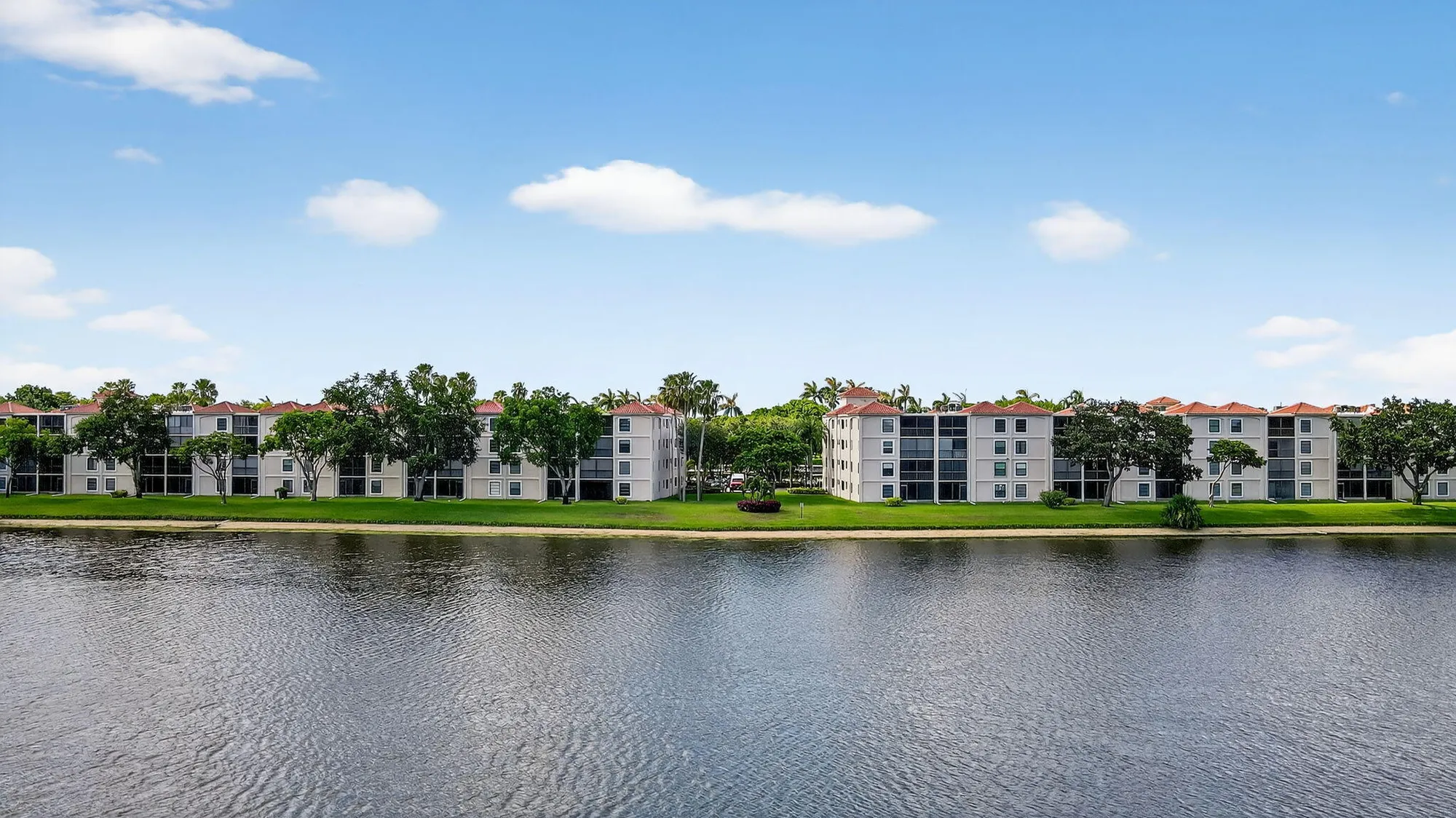 Property Slideshow image 40 of 104 | 6193 pointe regal cir 402, Delray Beach, FL, 33484