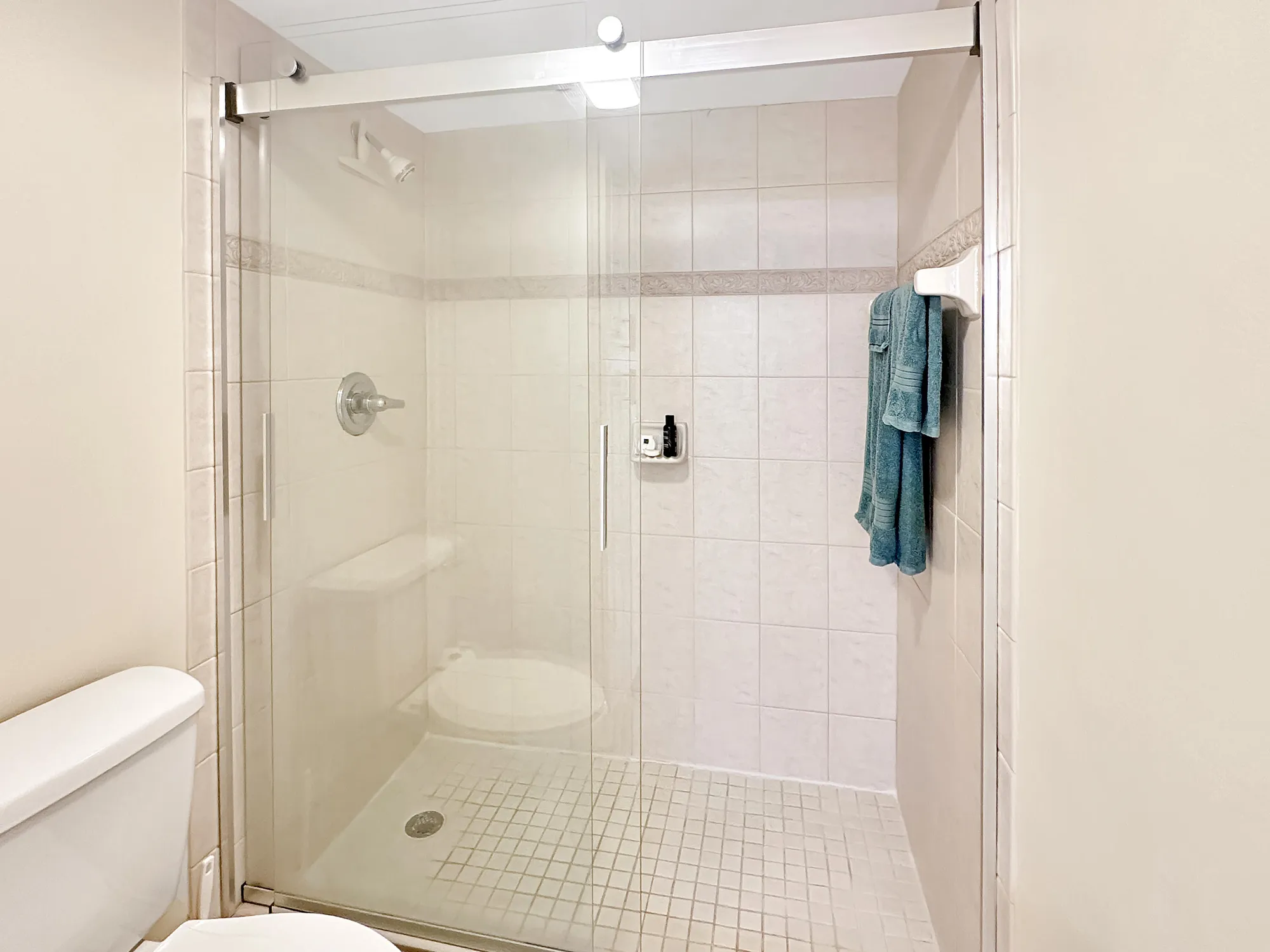 Property Slideshow image 25 of 44 | 3351 twin lakes ter apt 206, Fort Pierce, FL, 34951