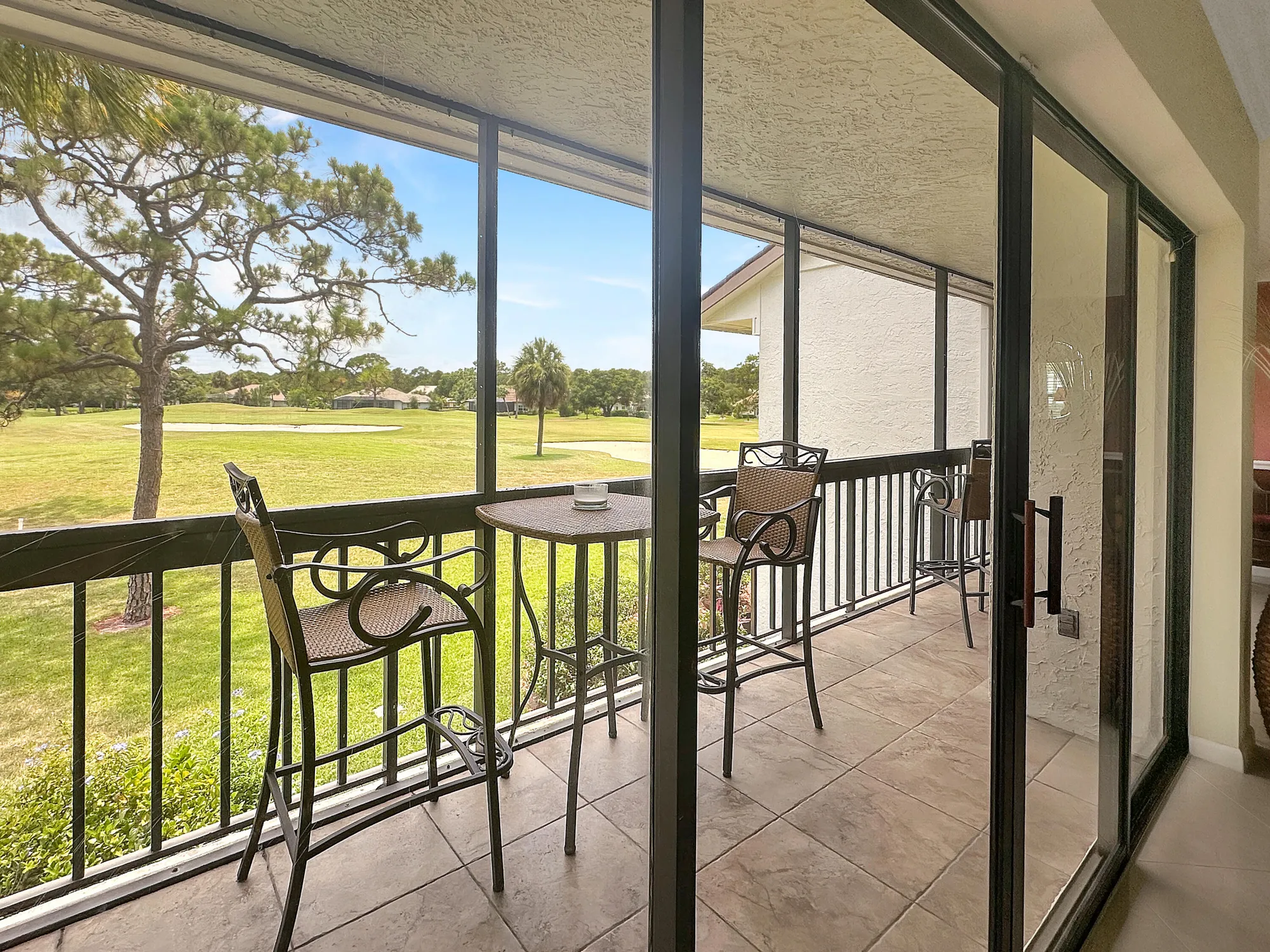 Property Slideshow image 11 of 44 | 3351 twin lakes ter apt 206, Fort Pierce, FL, 34951