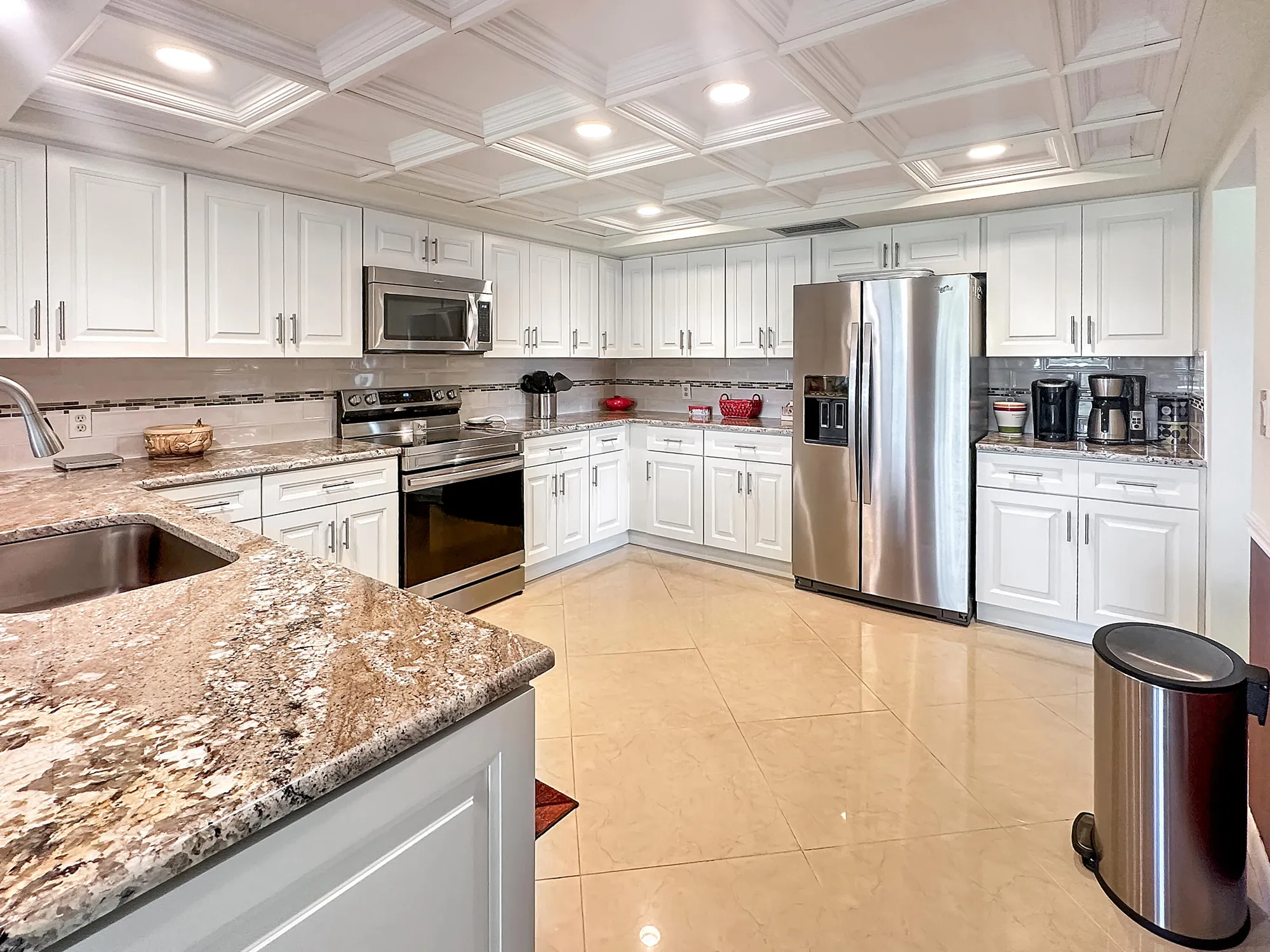 Property Slideshow image 10 of 44 | 3351 twin lakes ter apt 206, Fort Pierce, FL, 34951