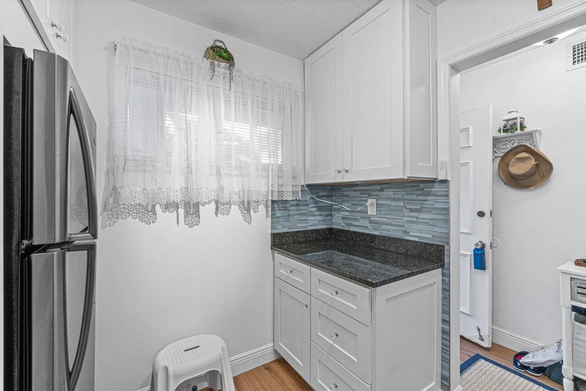 Property Slideshow image 6 of 27 | 2855 garden dr 211, Lake Worth, FL, 33461