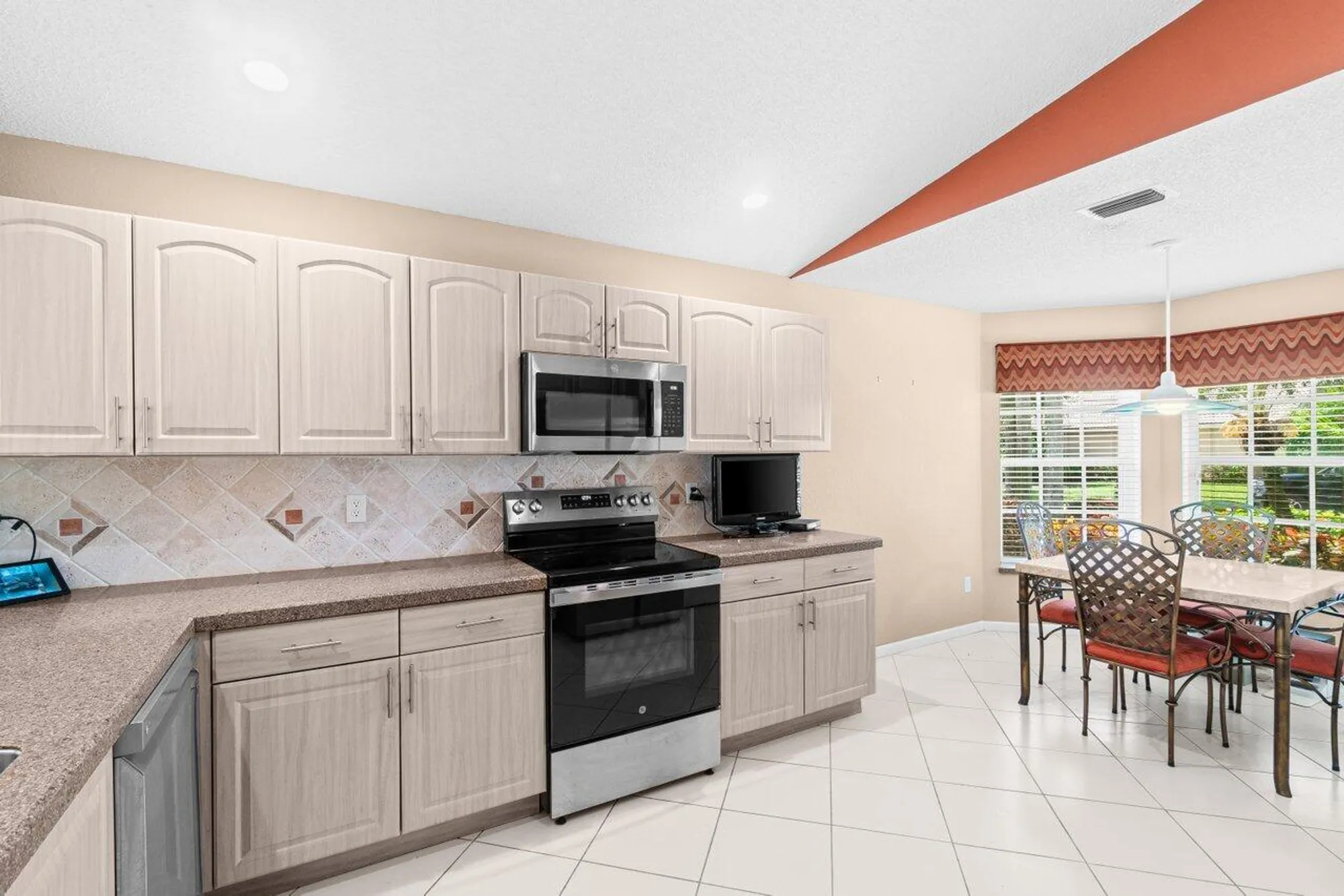 Property Slideshow image 6 of 63 | 7901 sonora st, Boynton Beach, FL, 33437