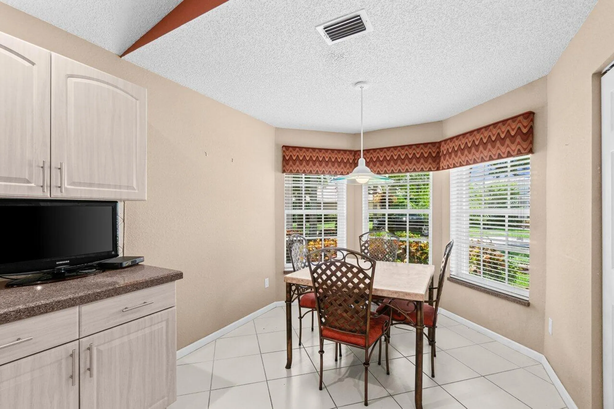 Property Slideshow image 8 of 63 | 7901 sonora st, Boynton Beach, FL, 33437