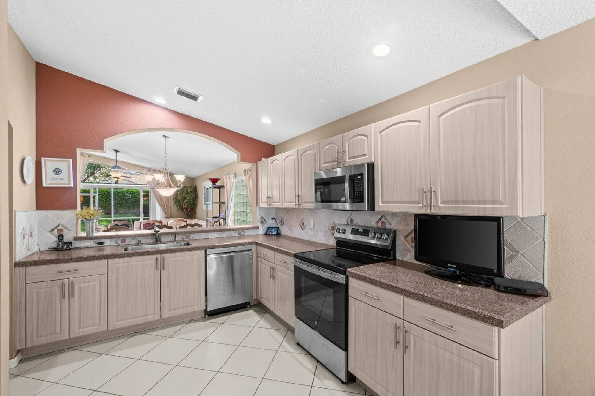 Property Slideshow image 9 of 63 | 7901 sonora st, Boynton Beach, FL, 33437