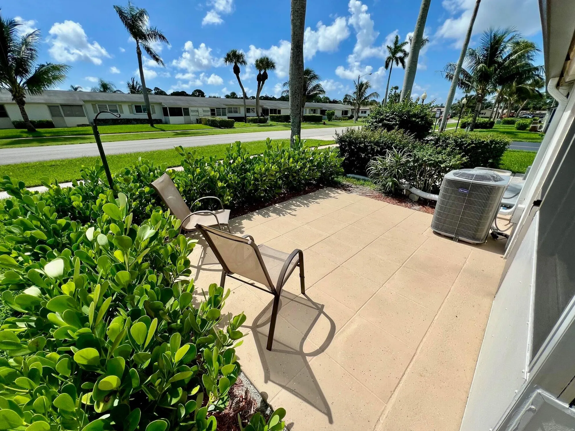 Property Slideshow image 23 of 35 | 2805 crosley dr b, West Palm Beach, FL, 33415