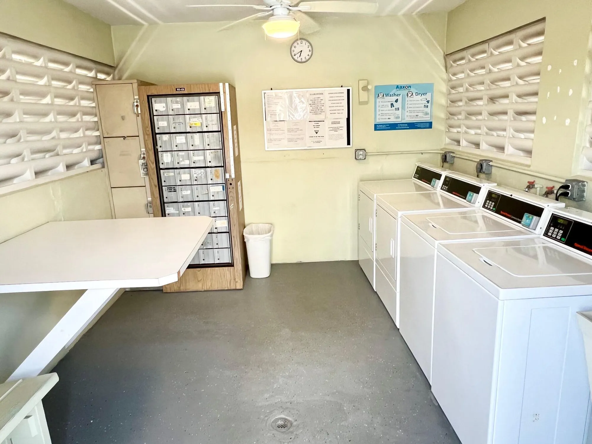 Property Slideshow image 33 of 35 | 2805 crosley dr b, West Palm Beach, FL, 33415