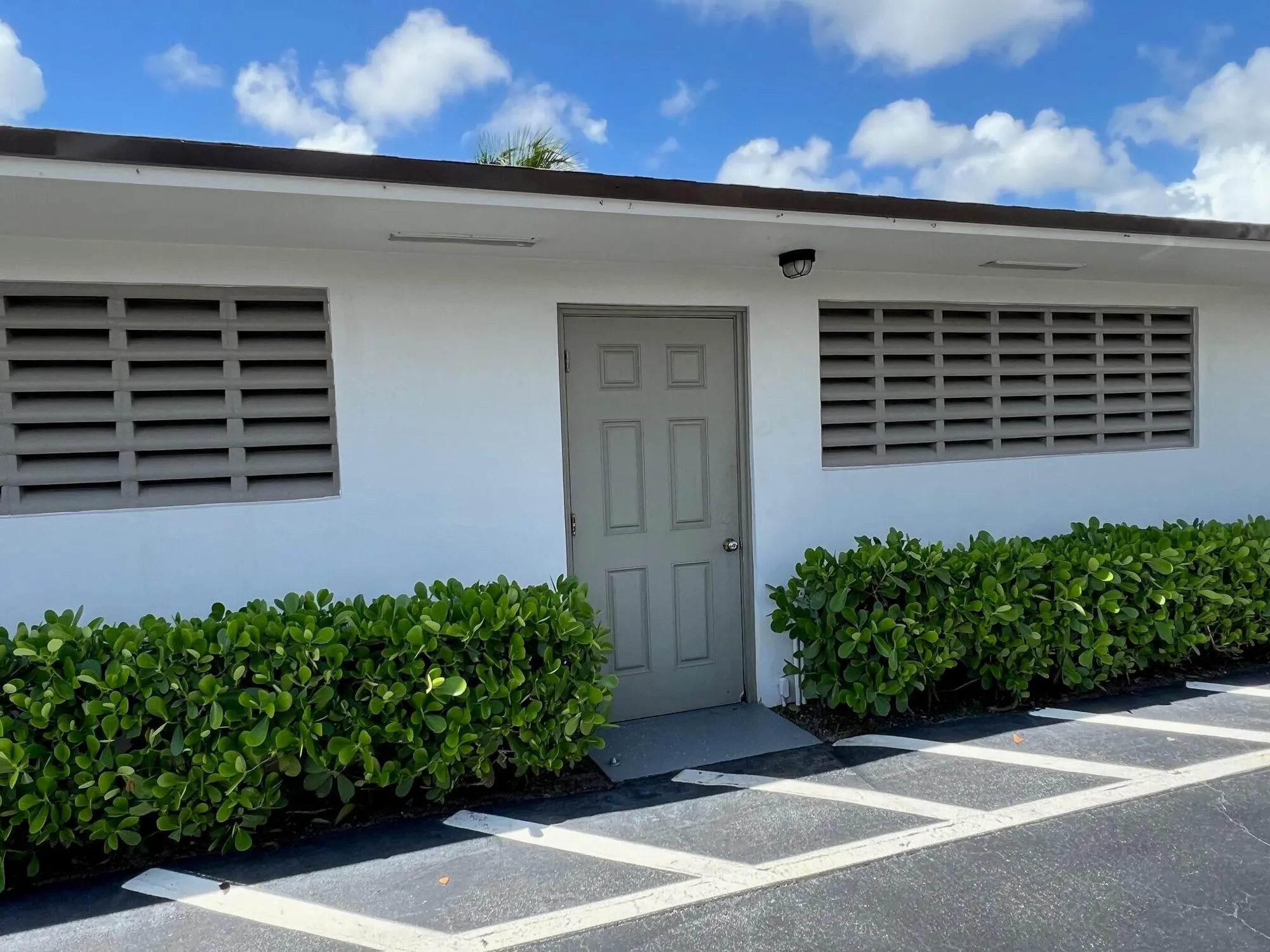 Property Slideshow image 34 of 35 | 2805 crosley dr b, West Palm Beach, FL, 33415