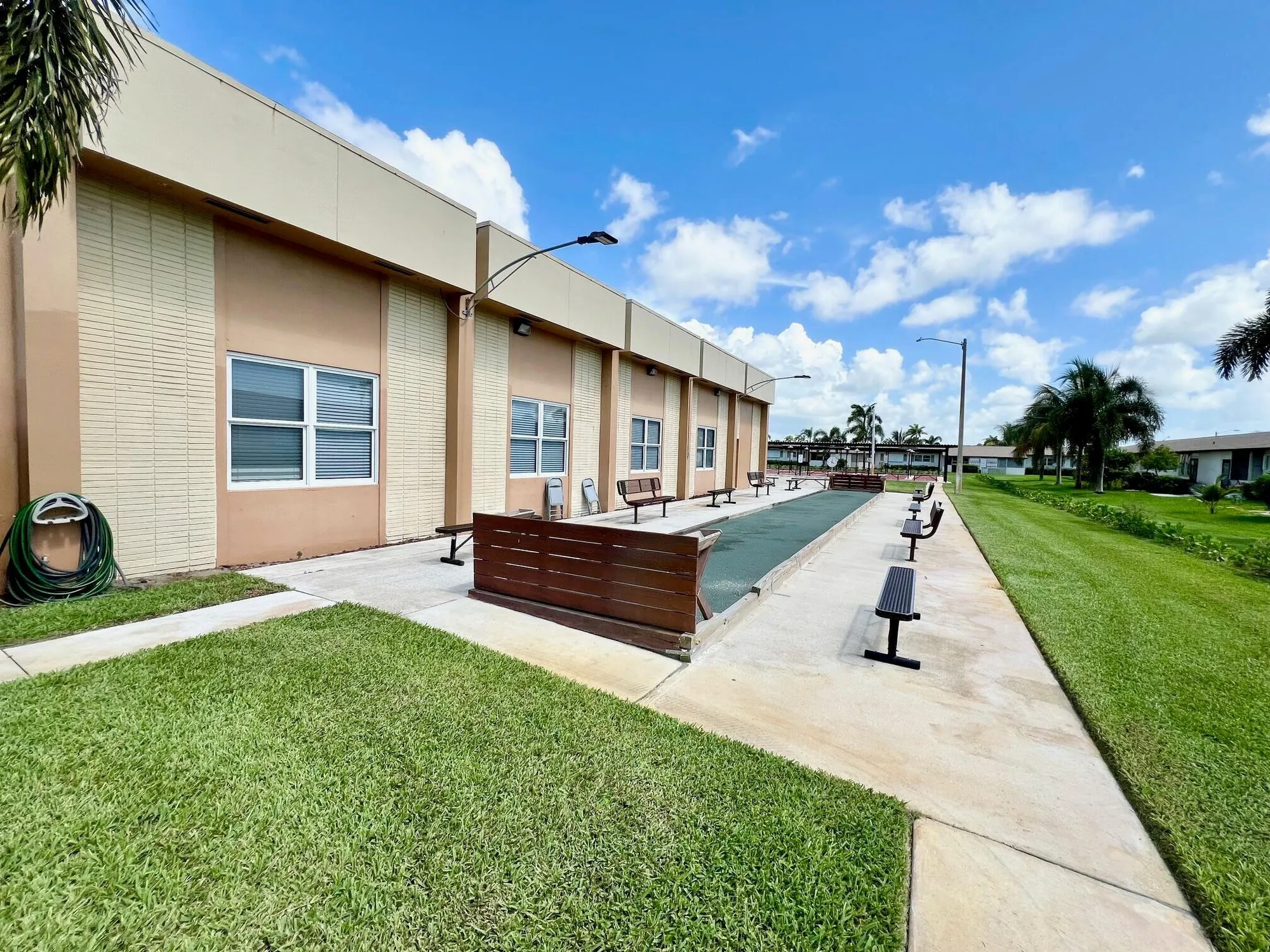 Property Slideshow image 32 of 35 | 2805 crosley dr b, West Palm Beach, FL, 33415