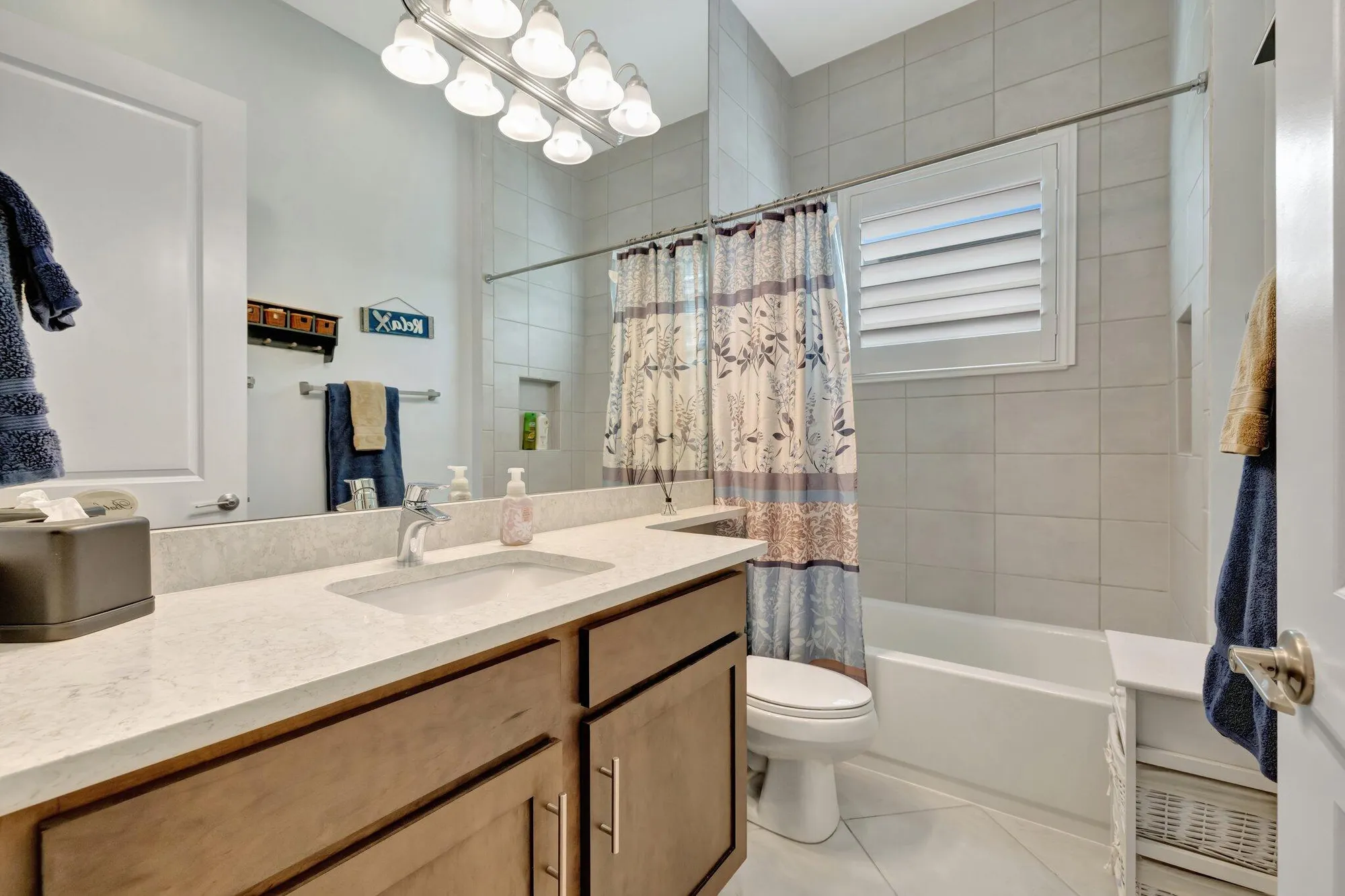 Property Slideshow image 32 of 89 | 11699 sw coronado springs dr, Port Saint Lucie, FL, 34987