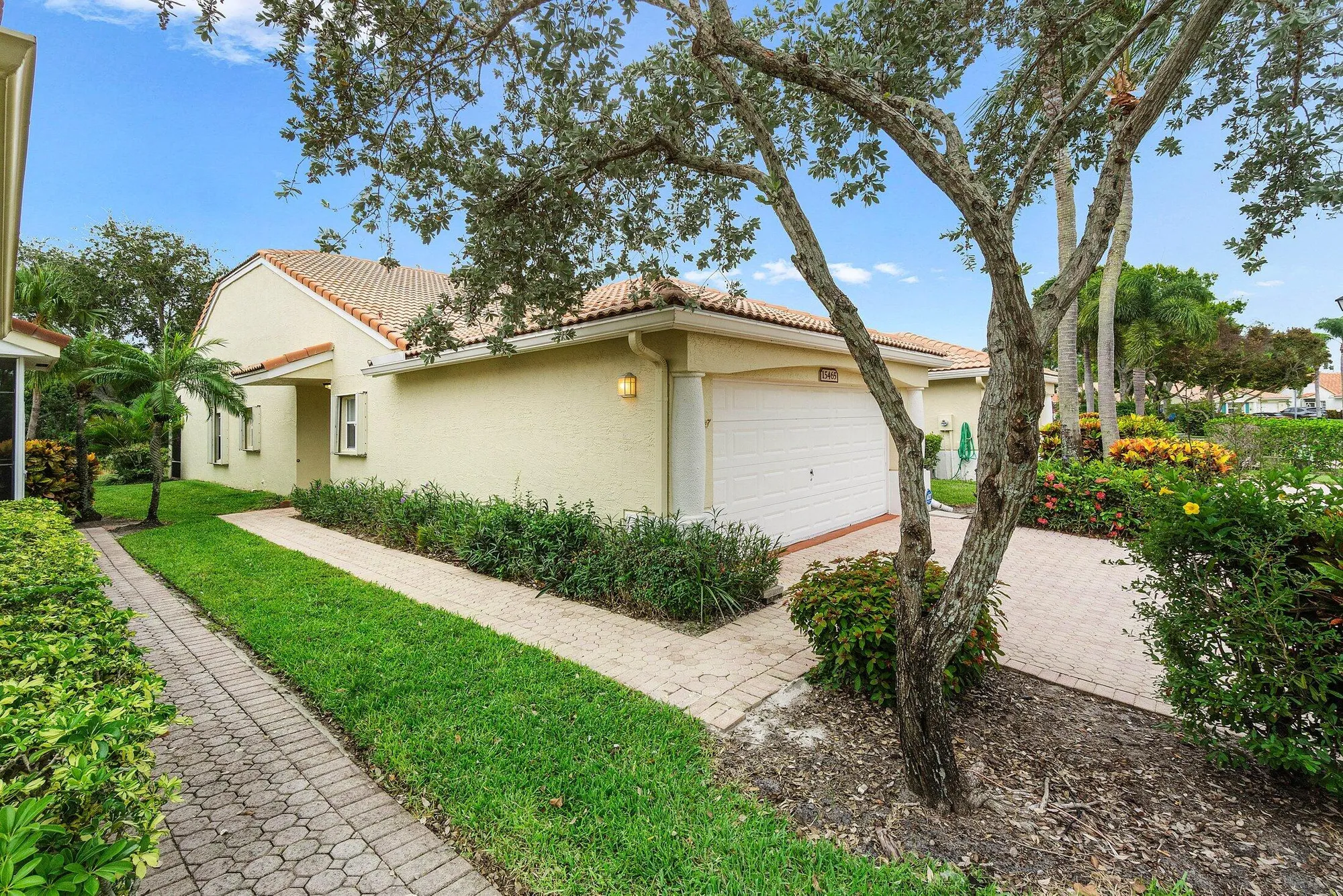 Property Slideshow image 2 of 41 | 15465 lake gardenia pl, Delray Beach, FL, 33484