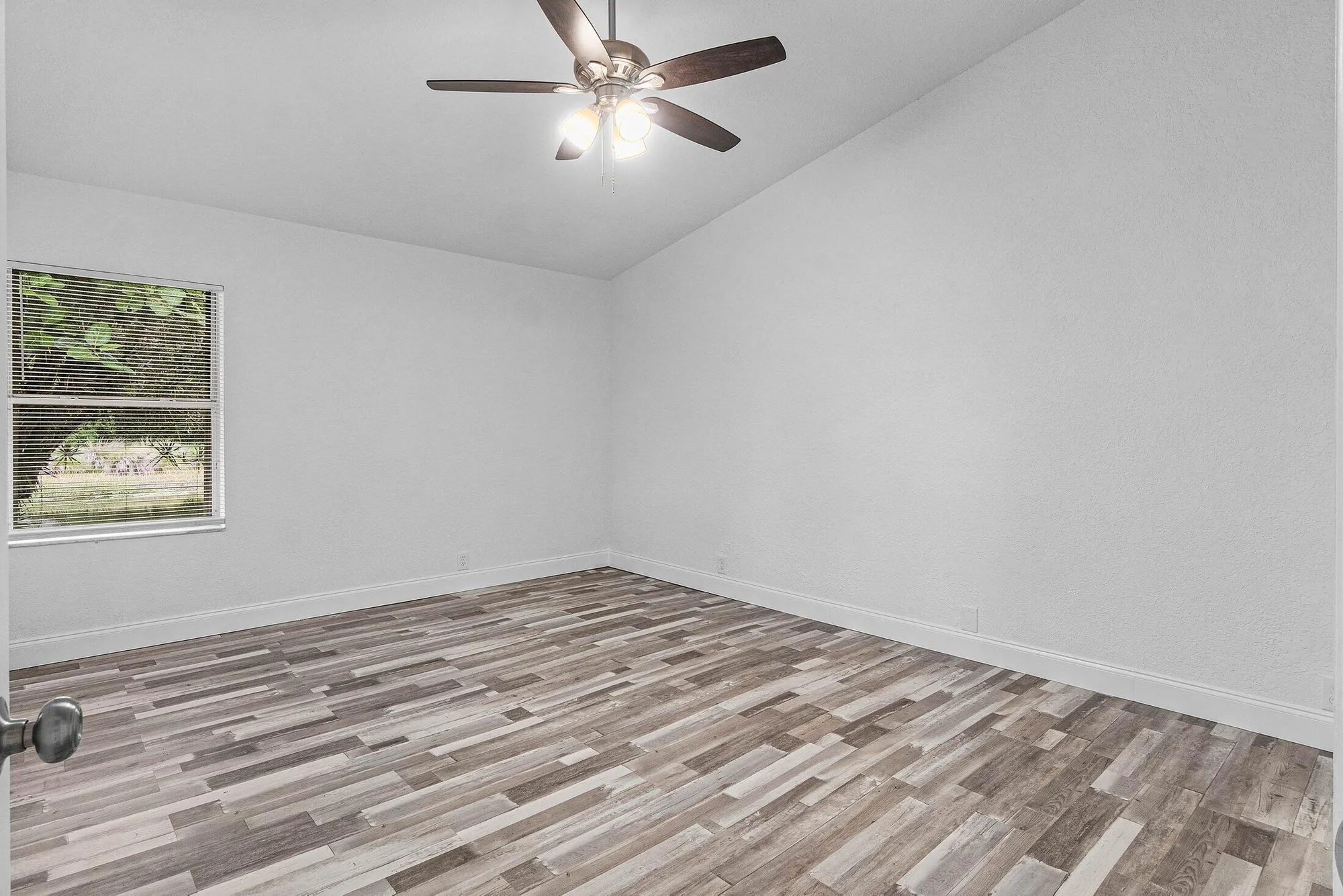 Property Slideshow image 20 of 41 | 15465 lake gardenia pl, Delray Beach, FL, 33484