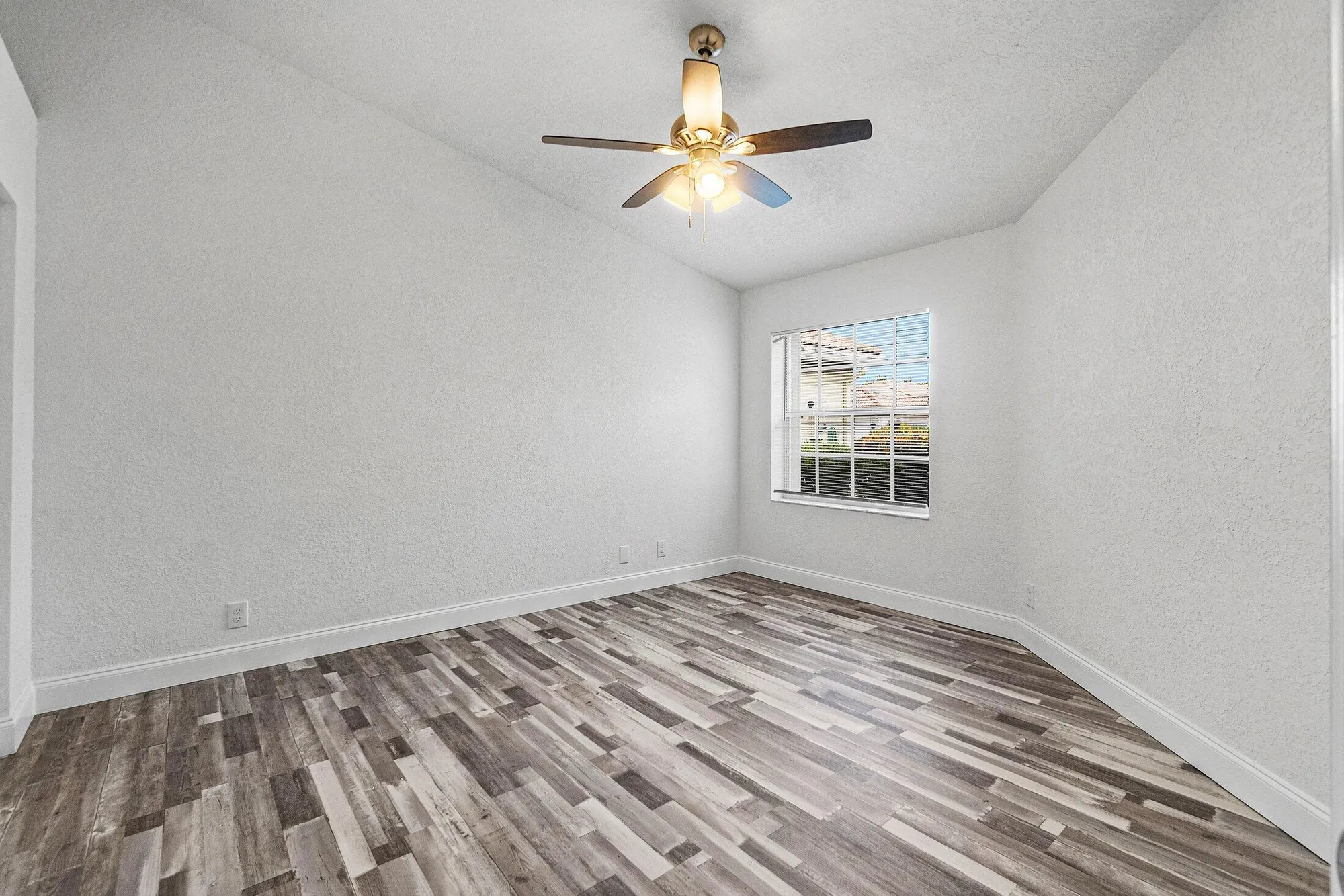 Property Slideshow image 29 of 41 | 15465 lake gardenia pl, Delray Beach, FL, 33484