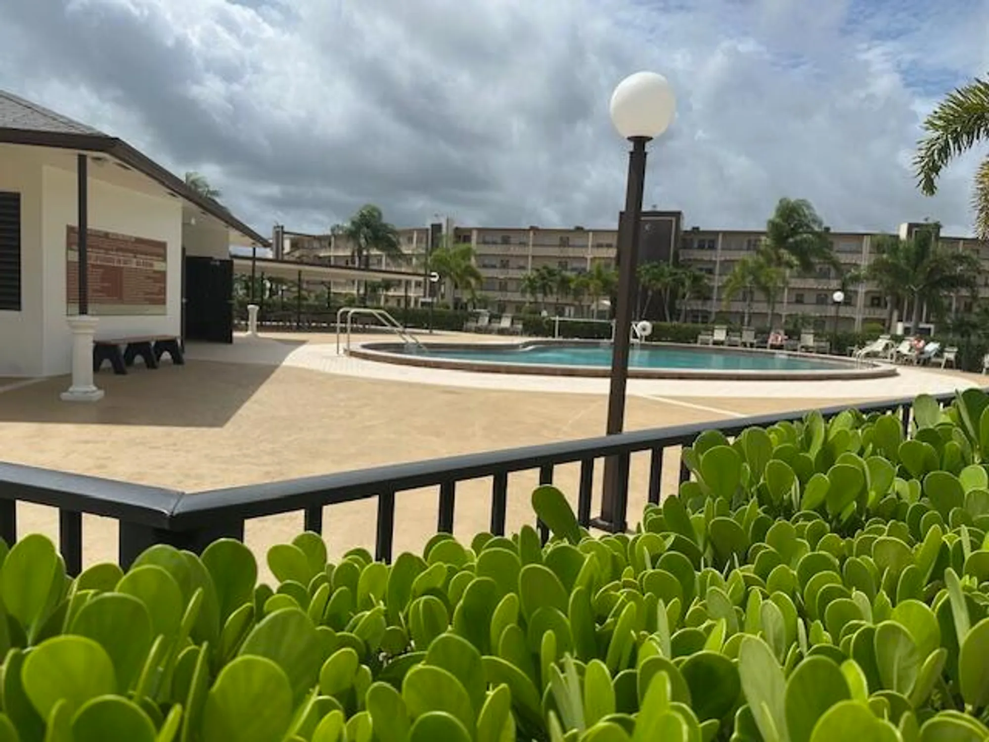 Property Slideshow image 3 of 85 | 4093 wolverton e unit e, Boca Raton, FL, 33434