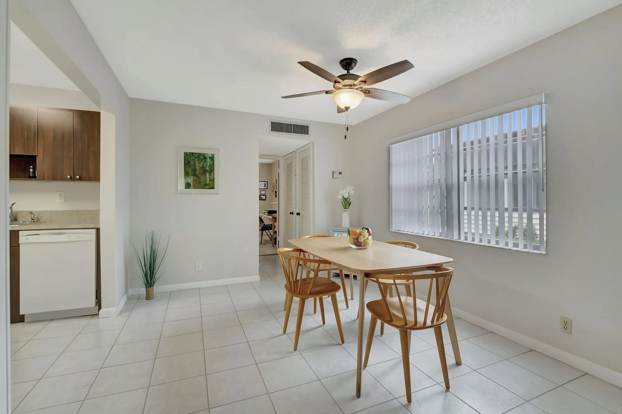 Property Slideshow image 7 of 56 | 479 burgundy j, Delray Beach, FL, 33484