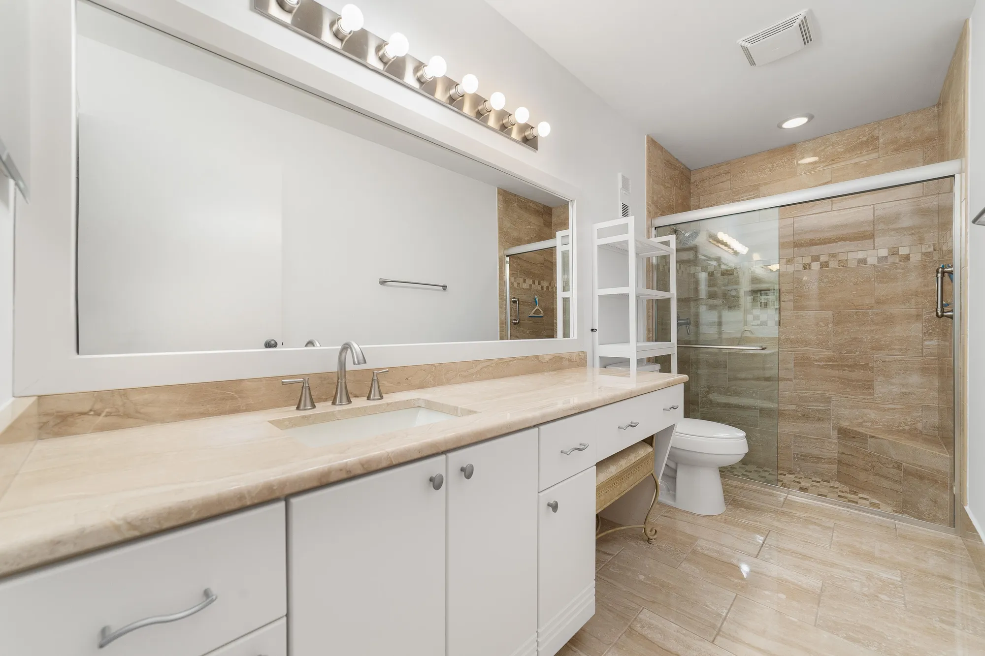 Property Slideshow image 18 of 28 | 9904 summerbrook ter c, Boynton Beach, FL, 33437