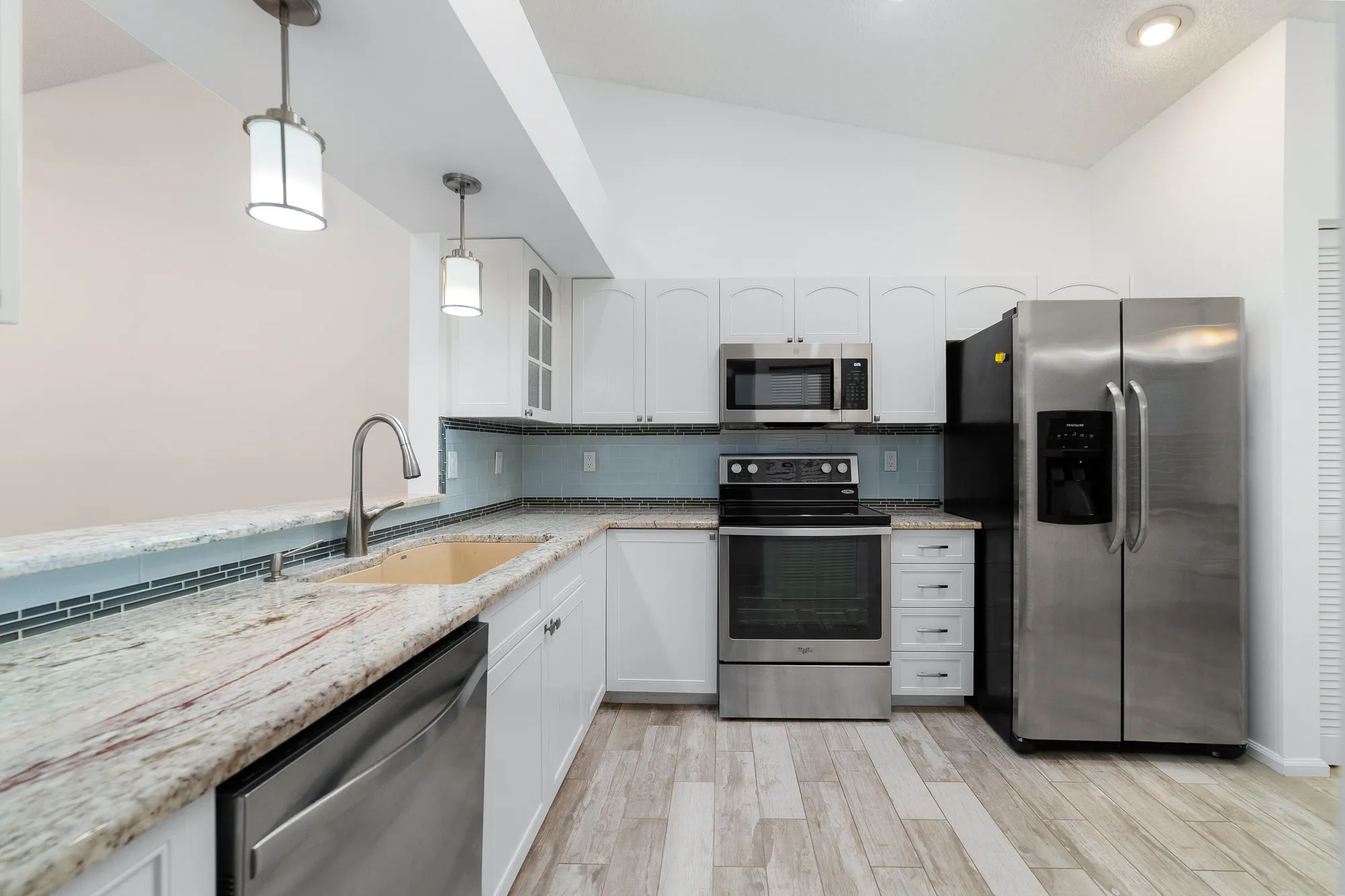 Property Slideshow image 6 of 28 | 9904 summerbrook ter c, Boynton Beach, FL, 33437