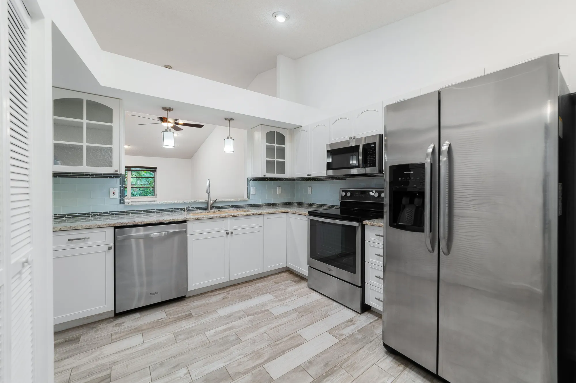 Property Slideshow image 7 of 28 | 9904 summerbrook ter c, Boynton Beach, FL, 33437