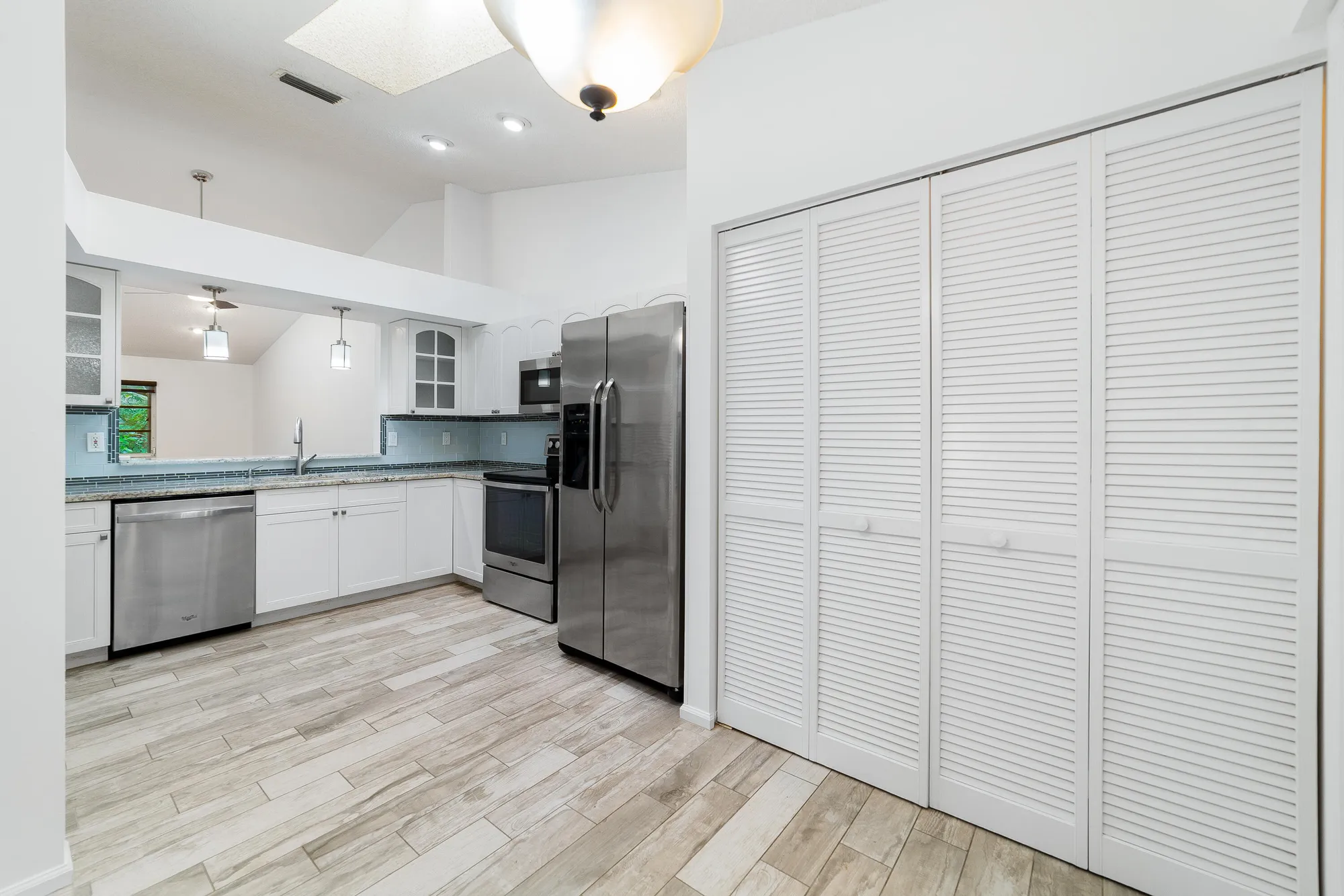 Property Slideshow image 9 of 28 | 9904 summerbrook ter c, Boynton Beach, FL, 33437