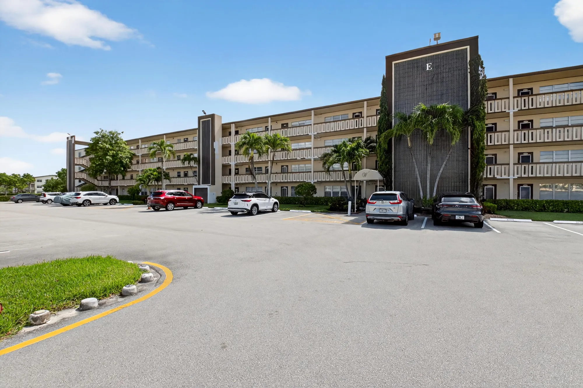 Property Slideshow image 5 of 85 | 4093 wolverton e unit e, Boca Raton, FL, 33434